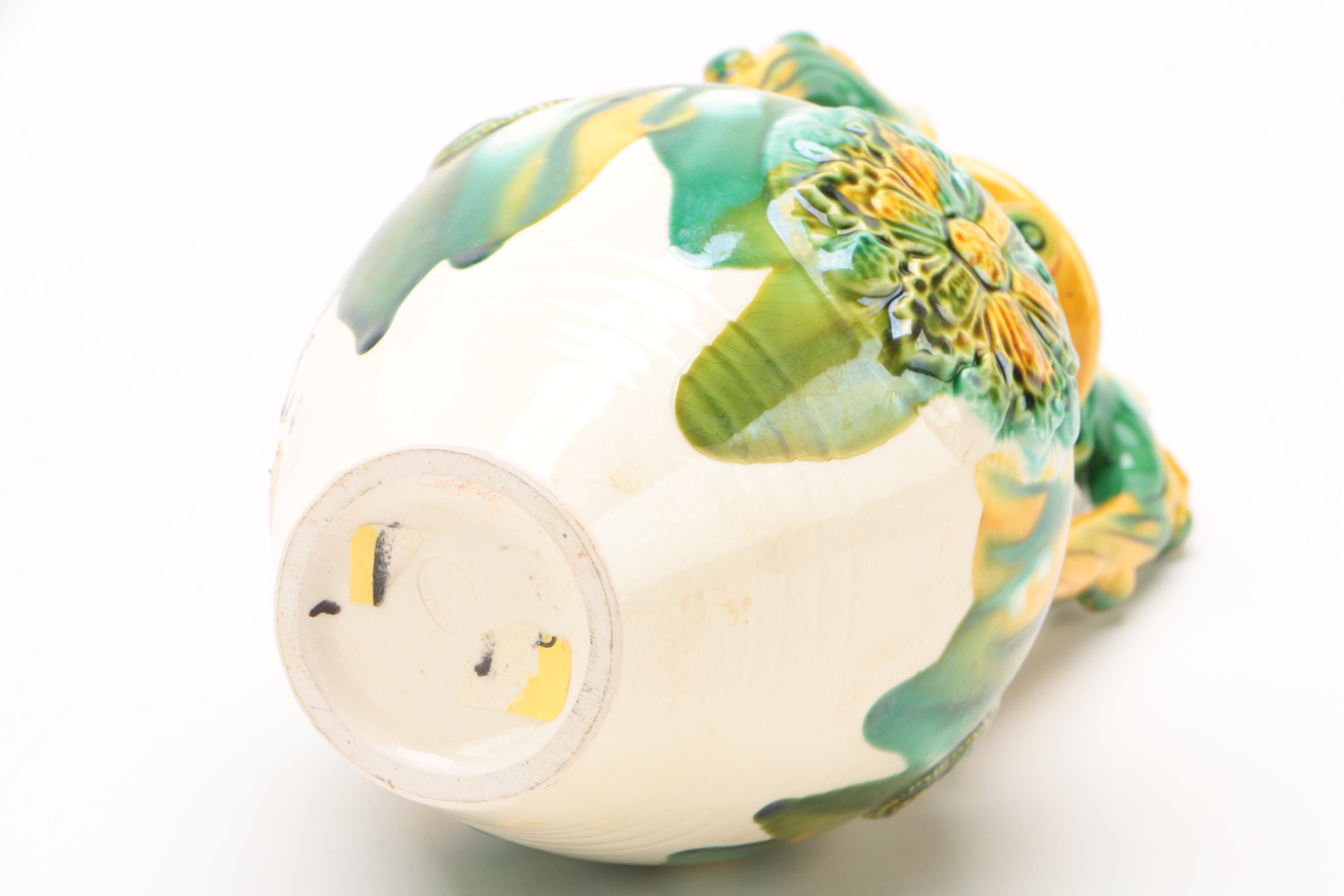 Chinese Sancai Ceramic Amphora