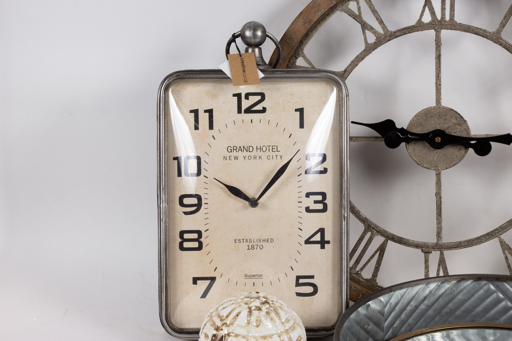 Modern Novelty Clocks and Home Decor