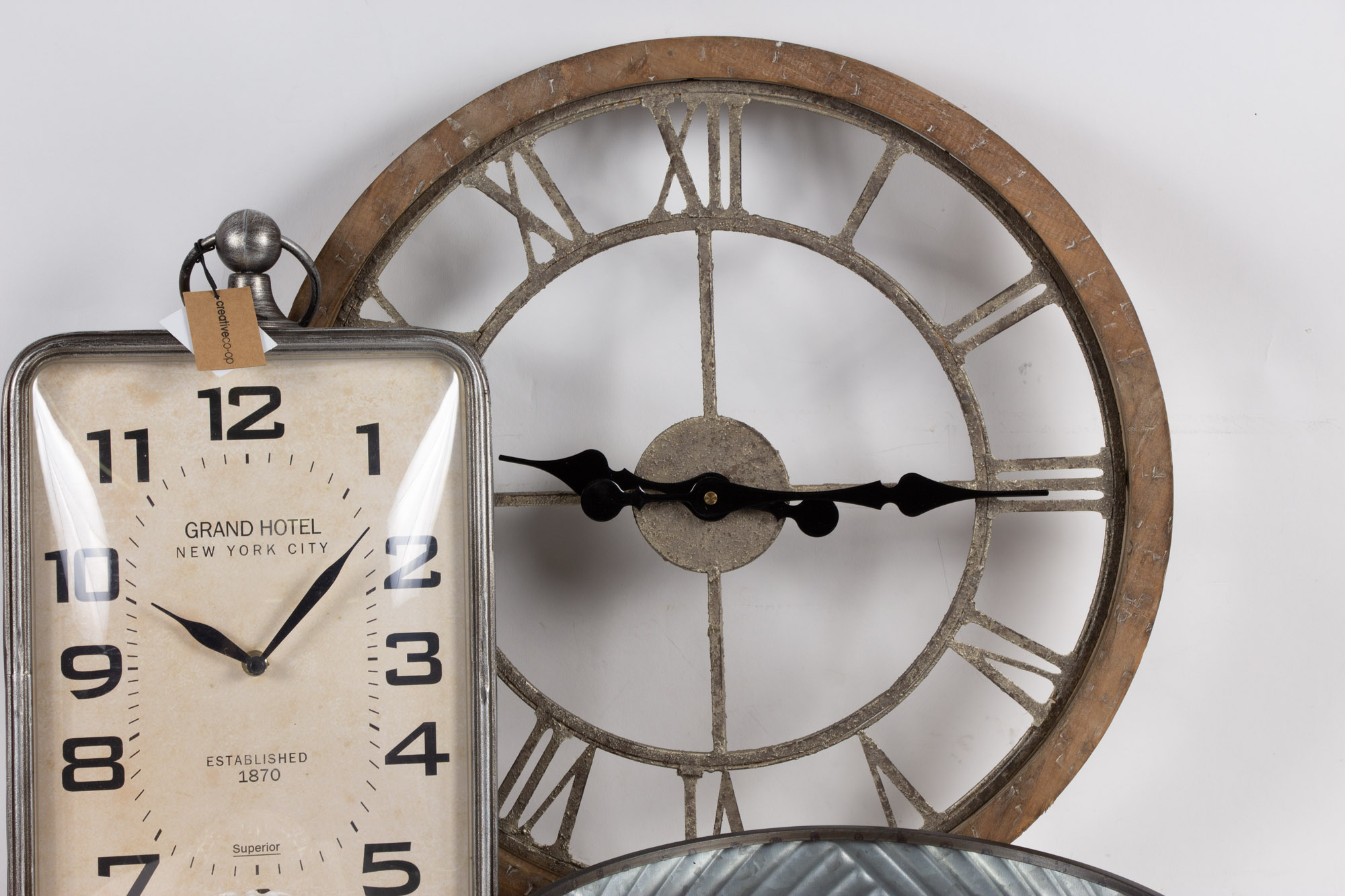 Modern Novelty Clocks and Home Decor