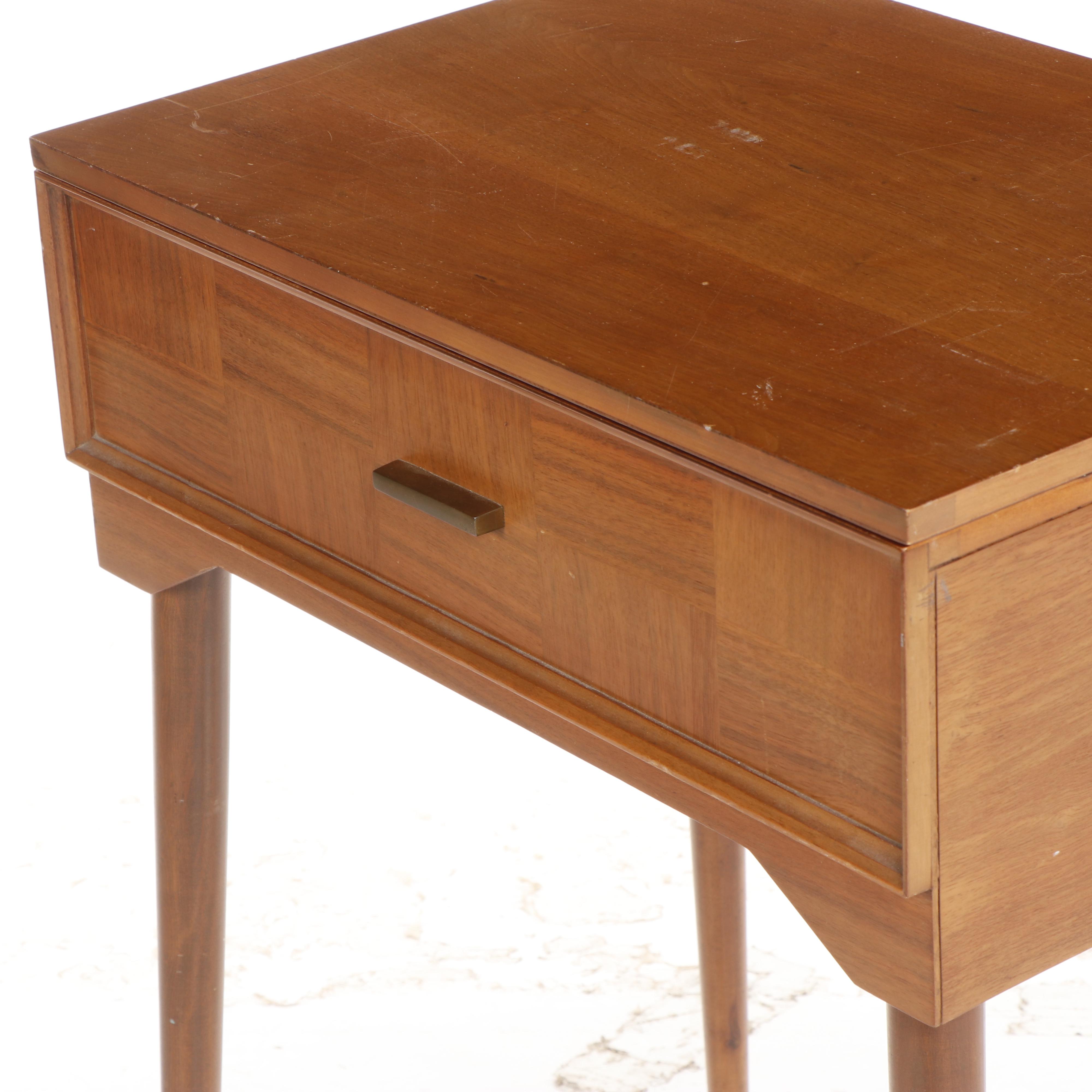 Mid Century Modern Singer 500A Sewing Machine in Table