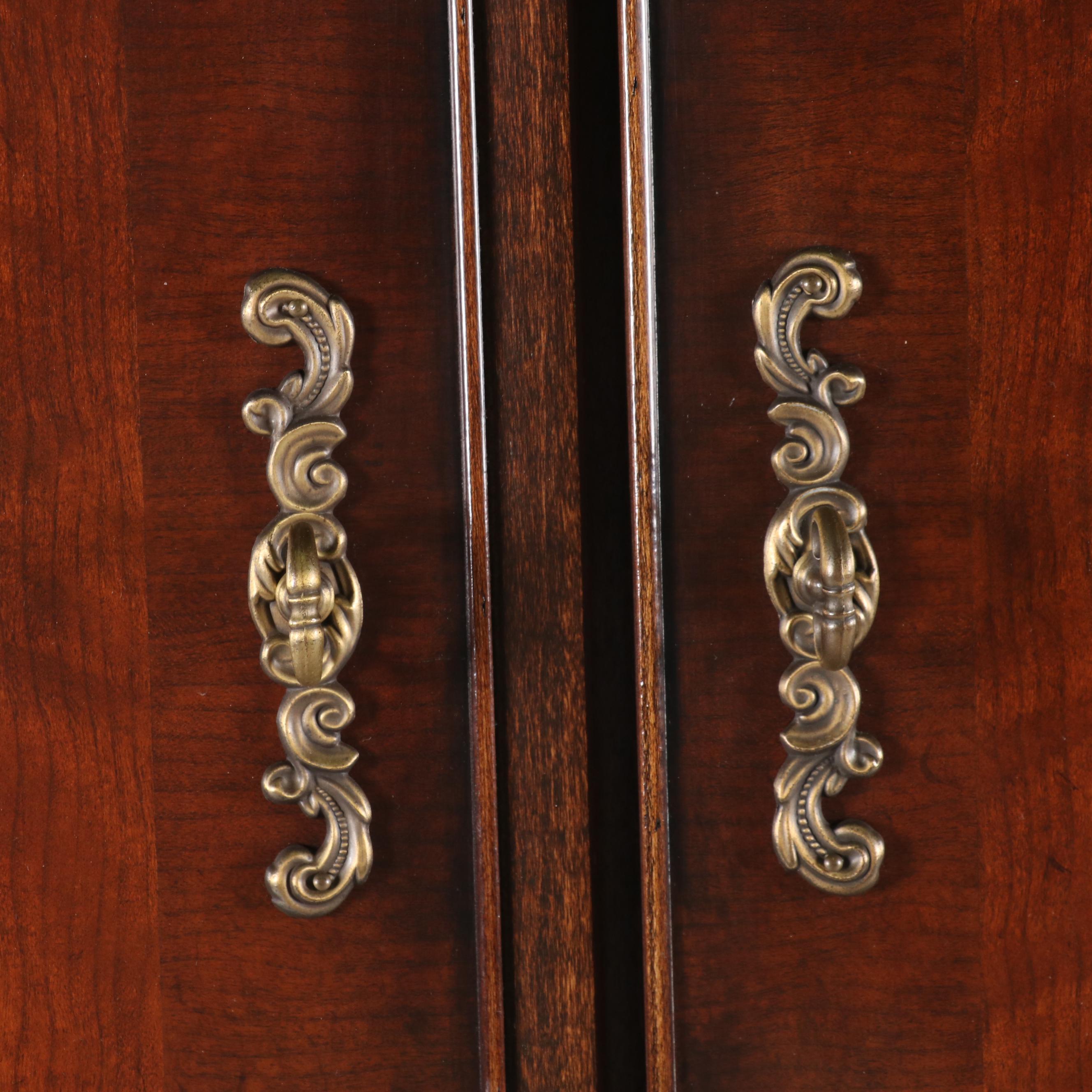 Henredon George III Style Mahogany-Finish Wooden Entertainment Cabinet