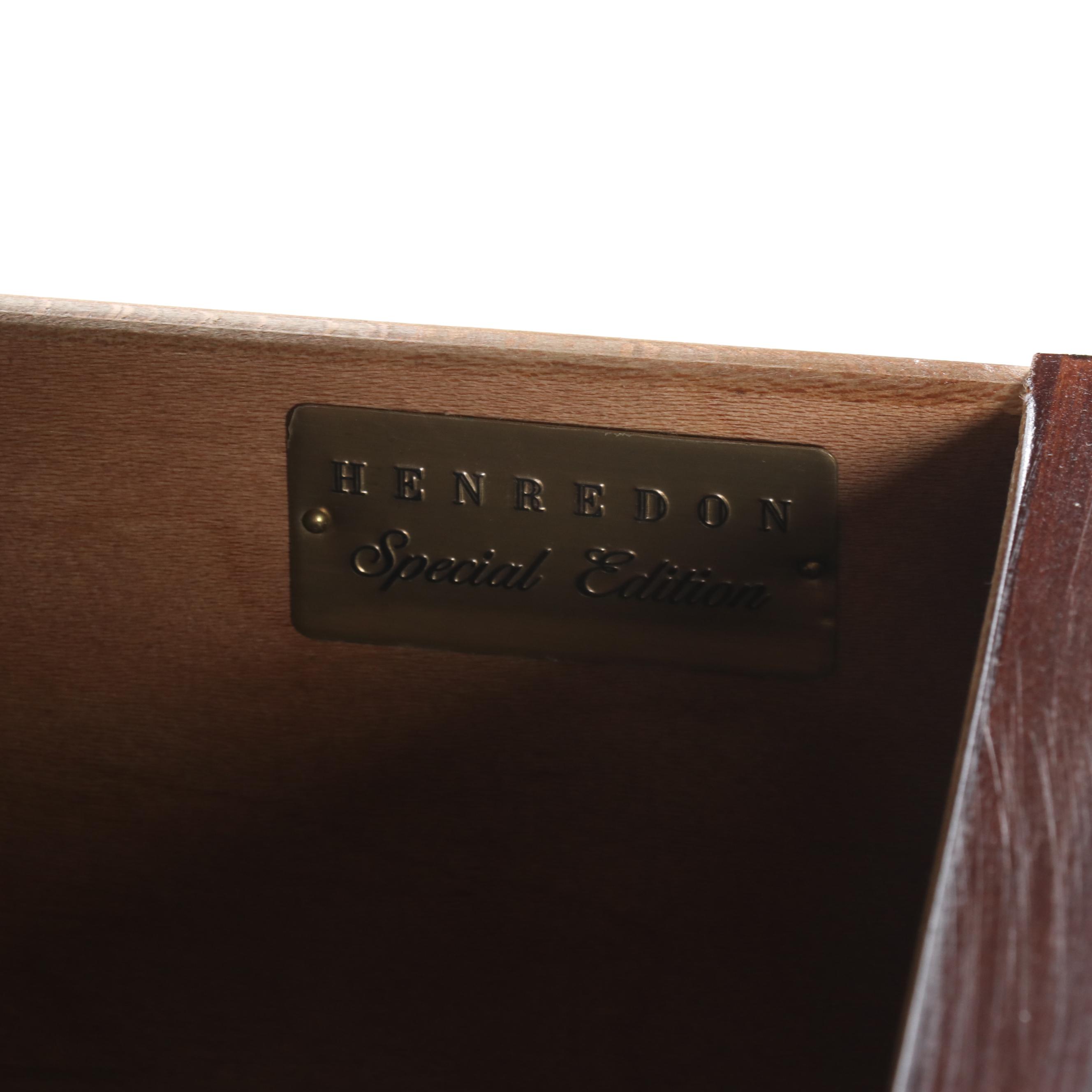 Henredon George III Style Mahogany-Finish Wooden Entertainment Cabinet