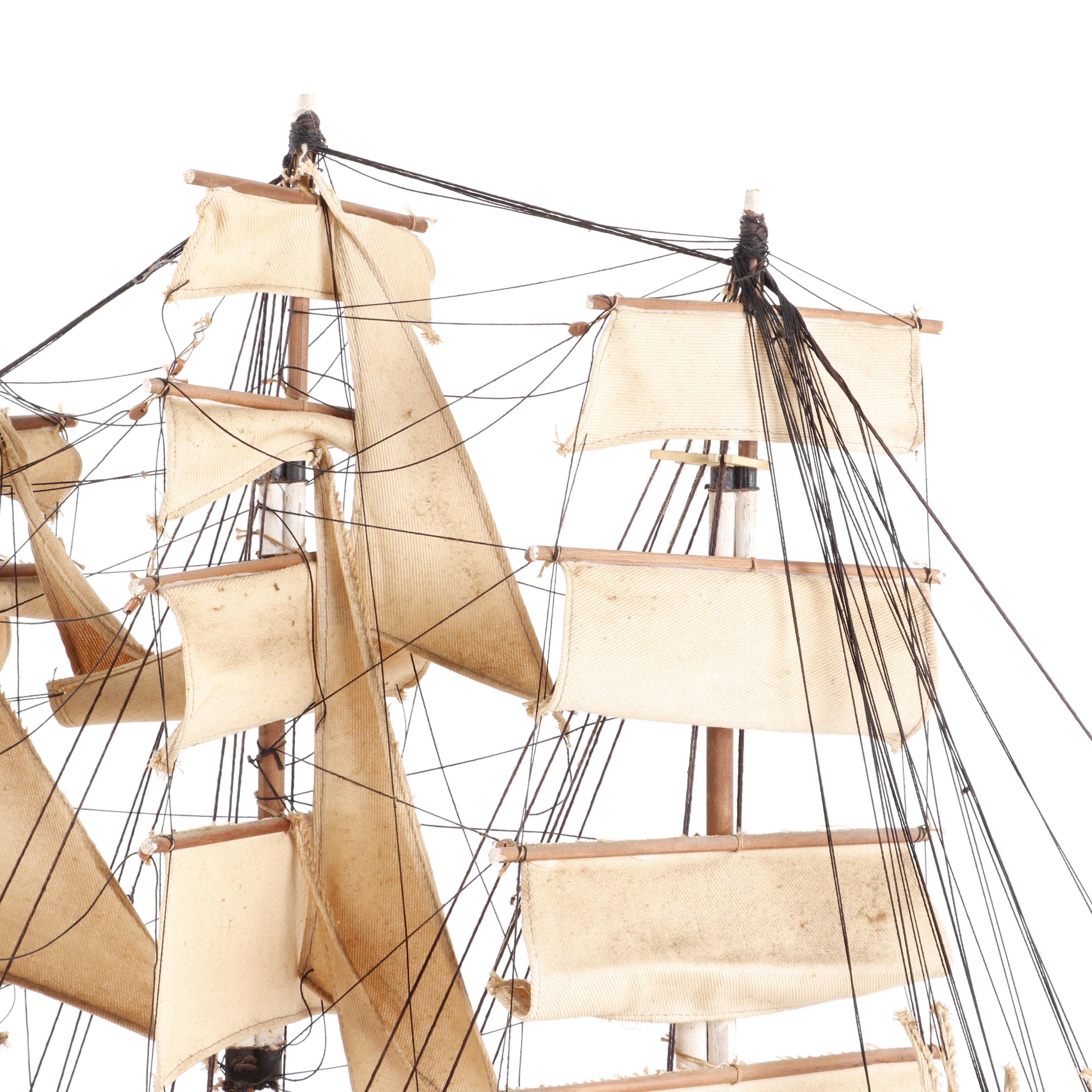 Wooden "Cruz del Sur 1821" Clipper Ship Model