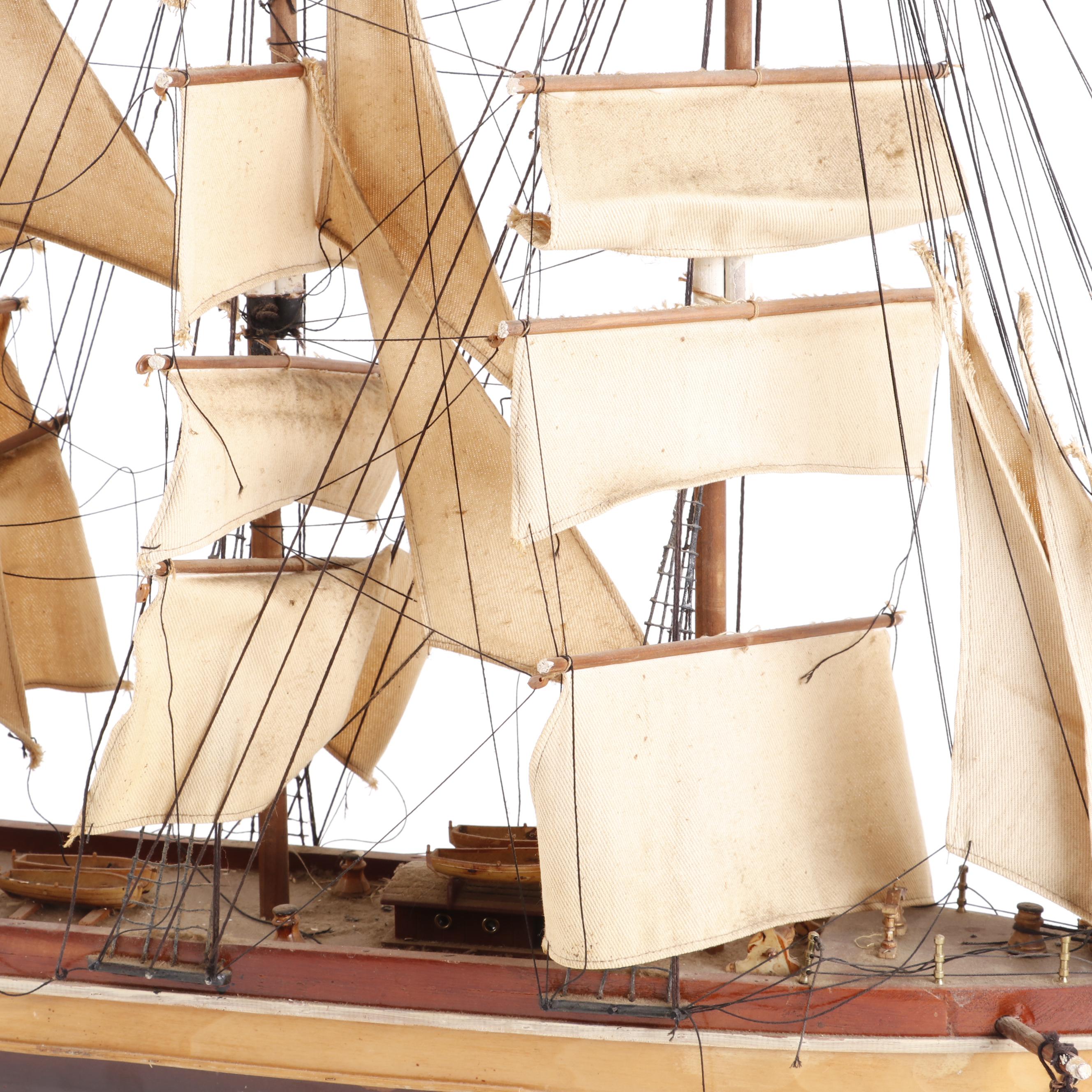 Wooden "Cruz del Sur 1821" Clipper Ship Model