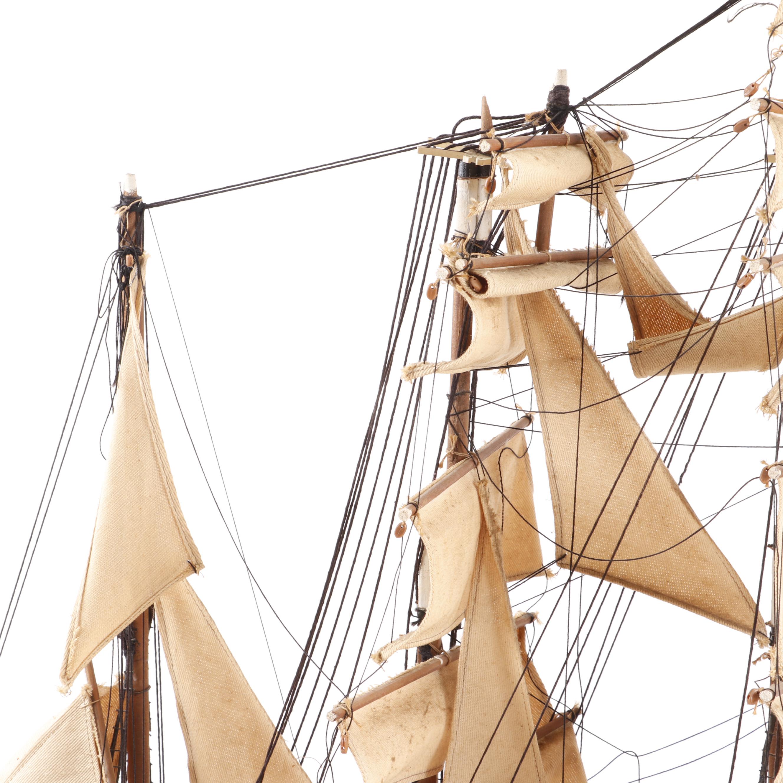 Wooden "Cruz del Sur 1821" Clipper Ship Model