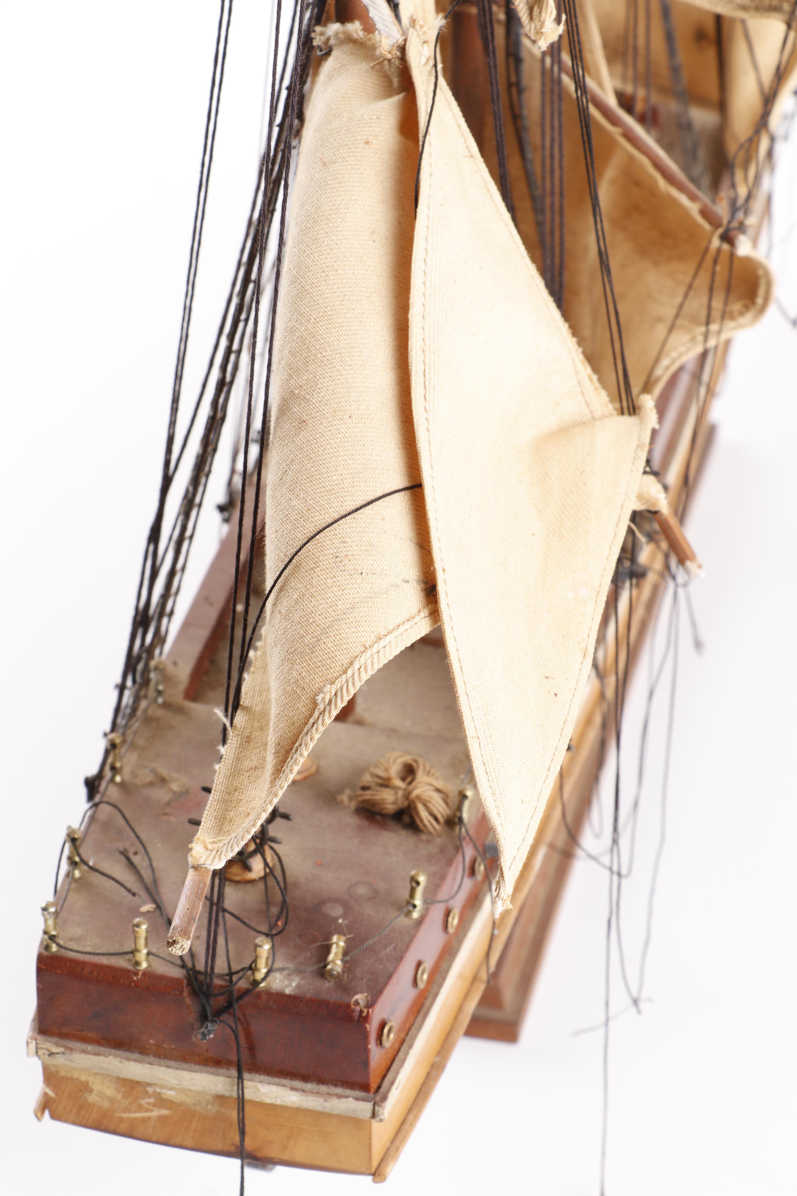 Wooden "Cruz del Sur 1821" Clipper Ship Model