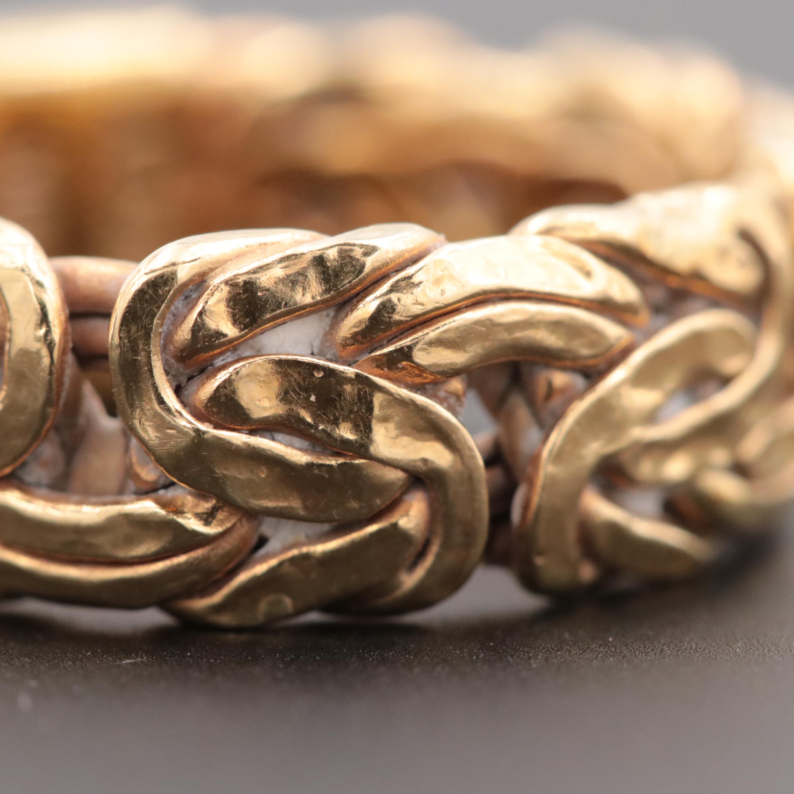 18K Yellow Gold Ring