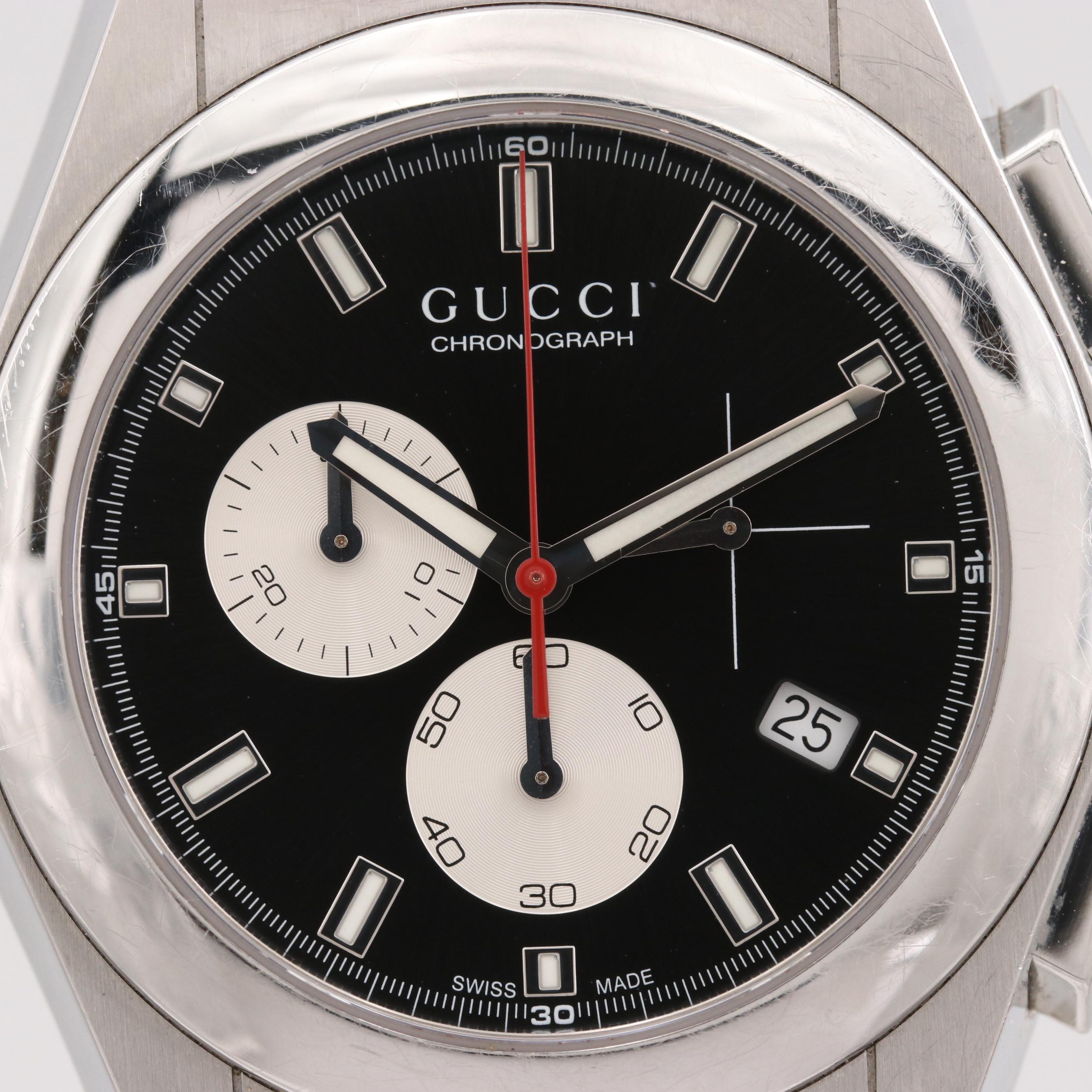 Gucci Pantheon Stainless Steel Quartz Chronograph Watch