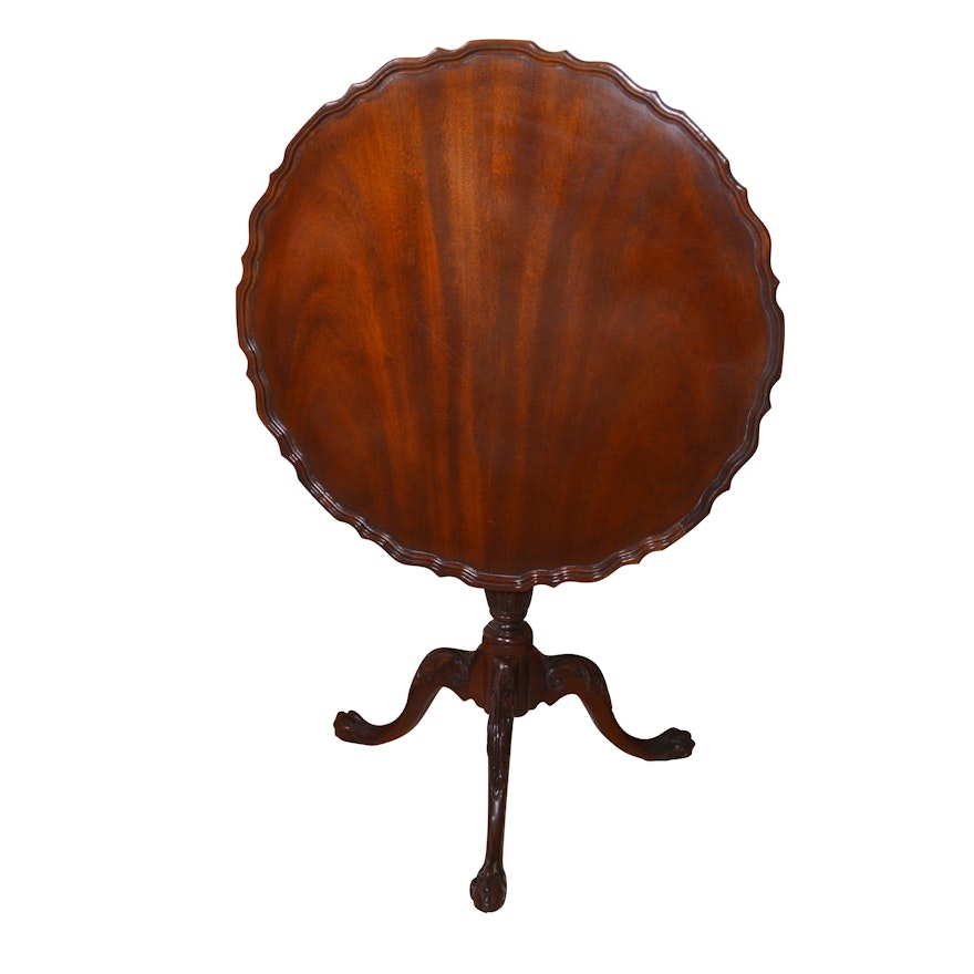 Baker George III Style Piecrust Mahogany Tilt Top Tea Table, Contemporary