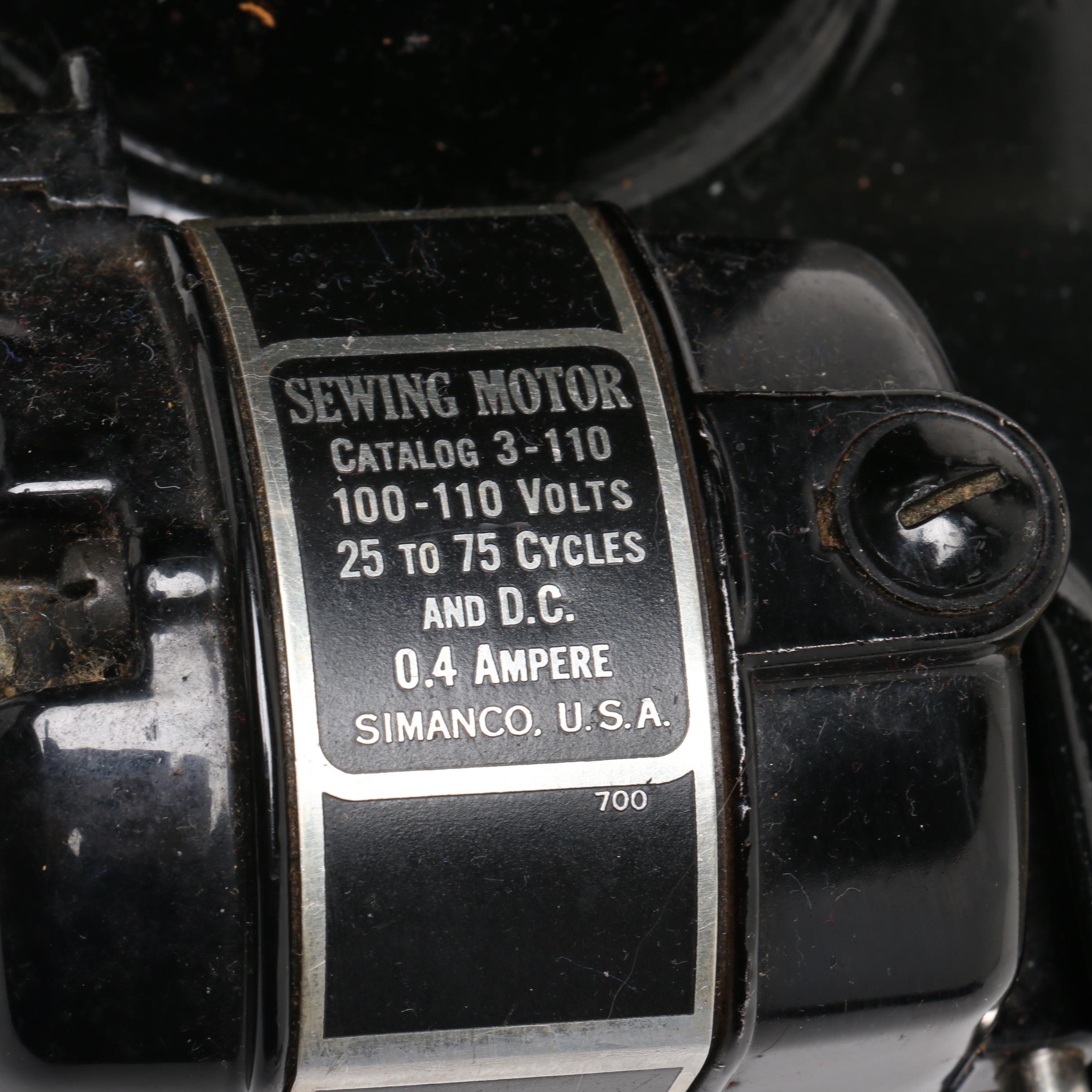 Vintage Portable Singer Sewing Machine