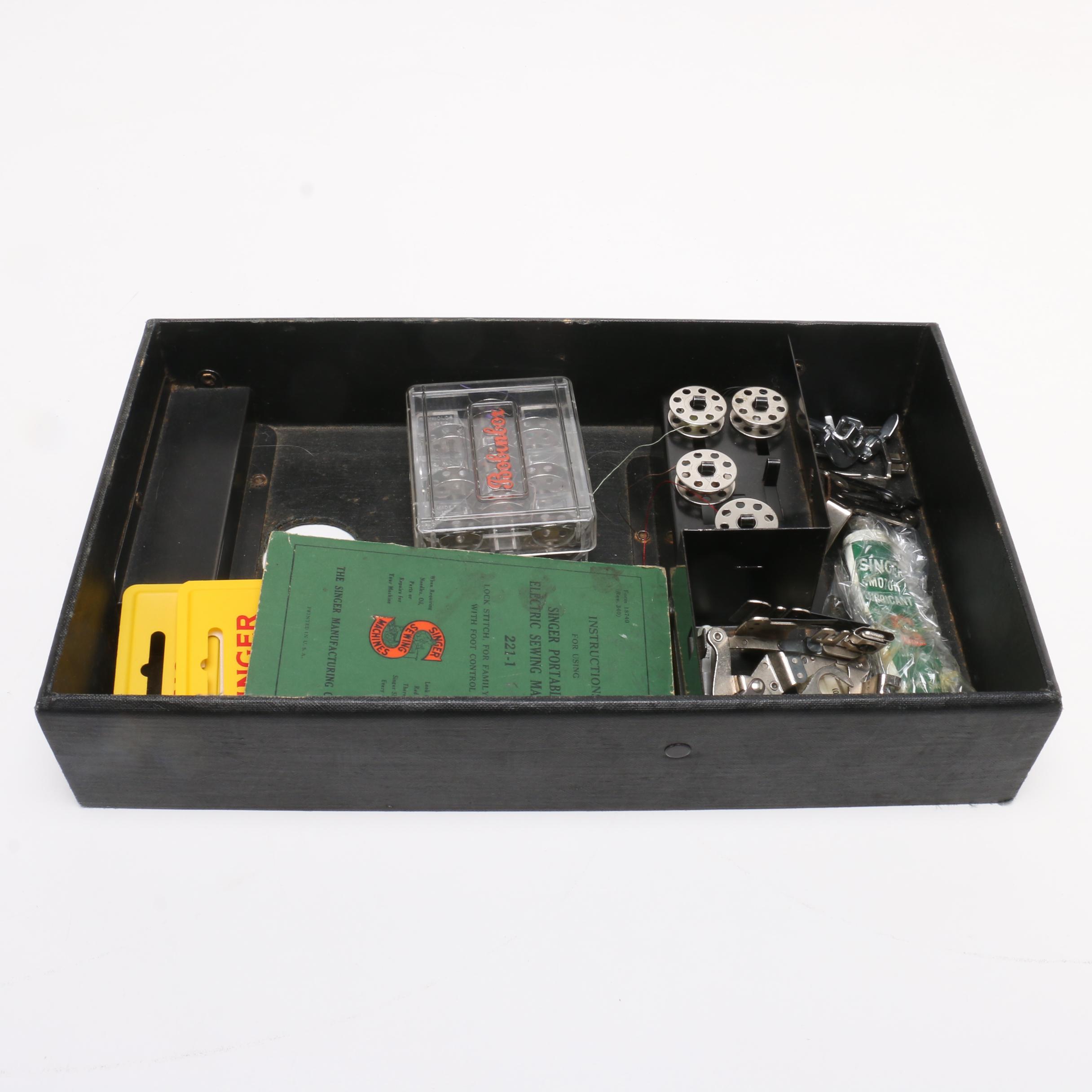 Vintage Portable Singer Sewing Machine