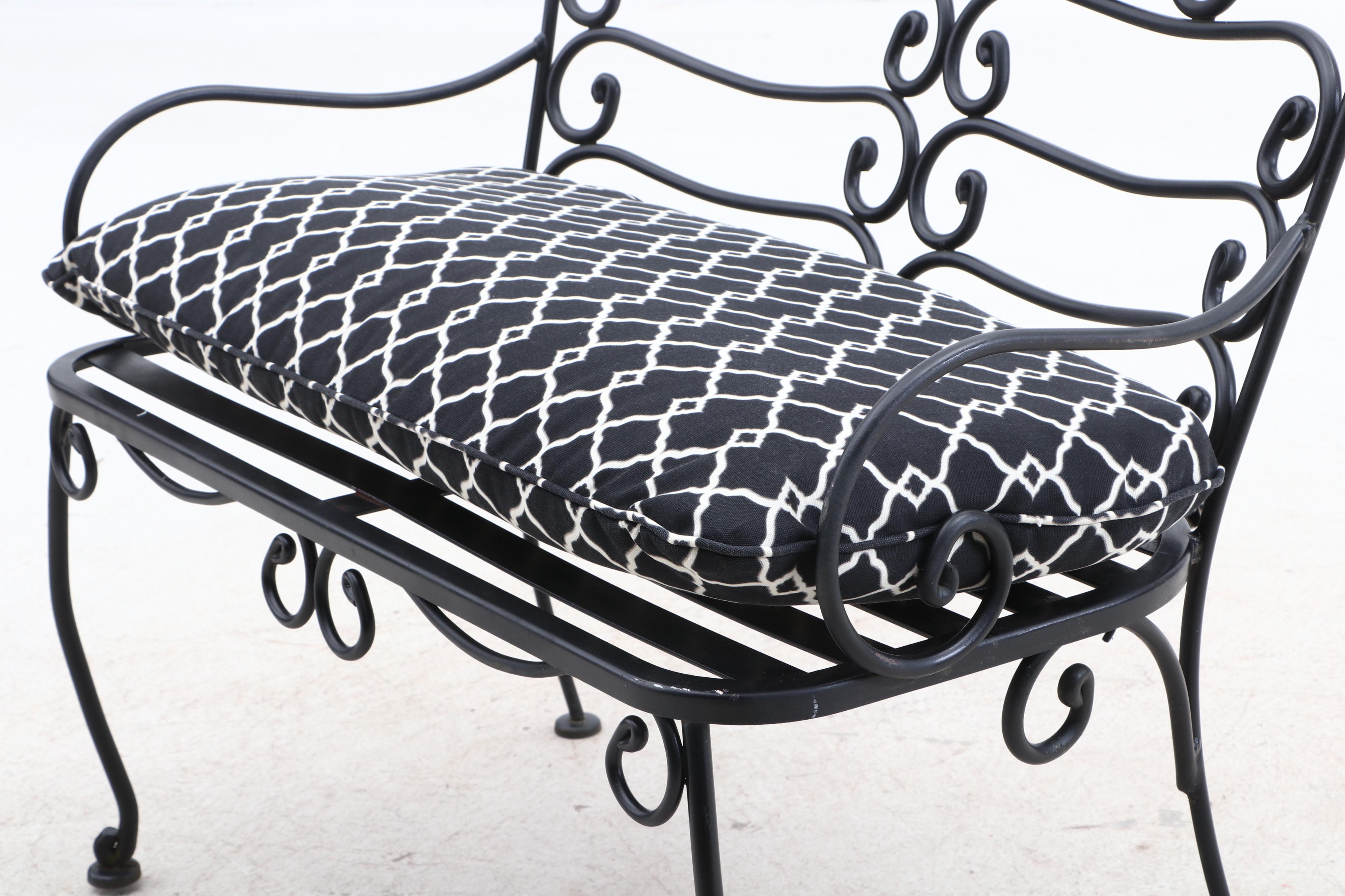 Contemporary Wrought Iron Finish Metal Garden Bench