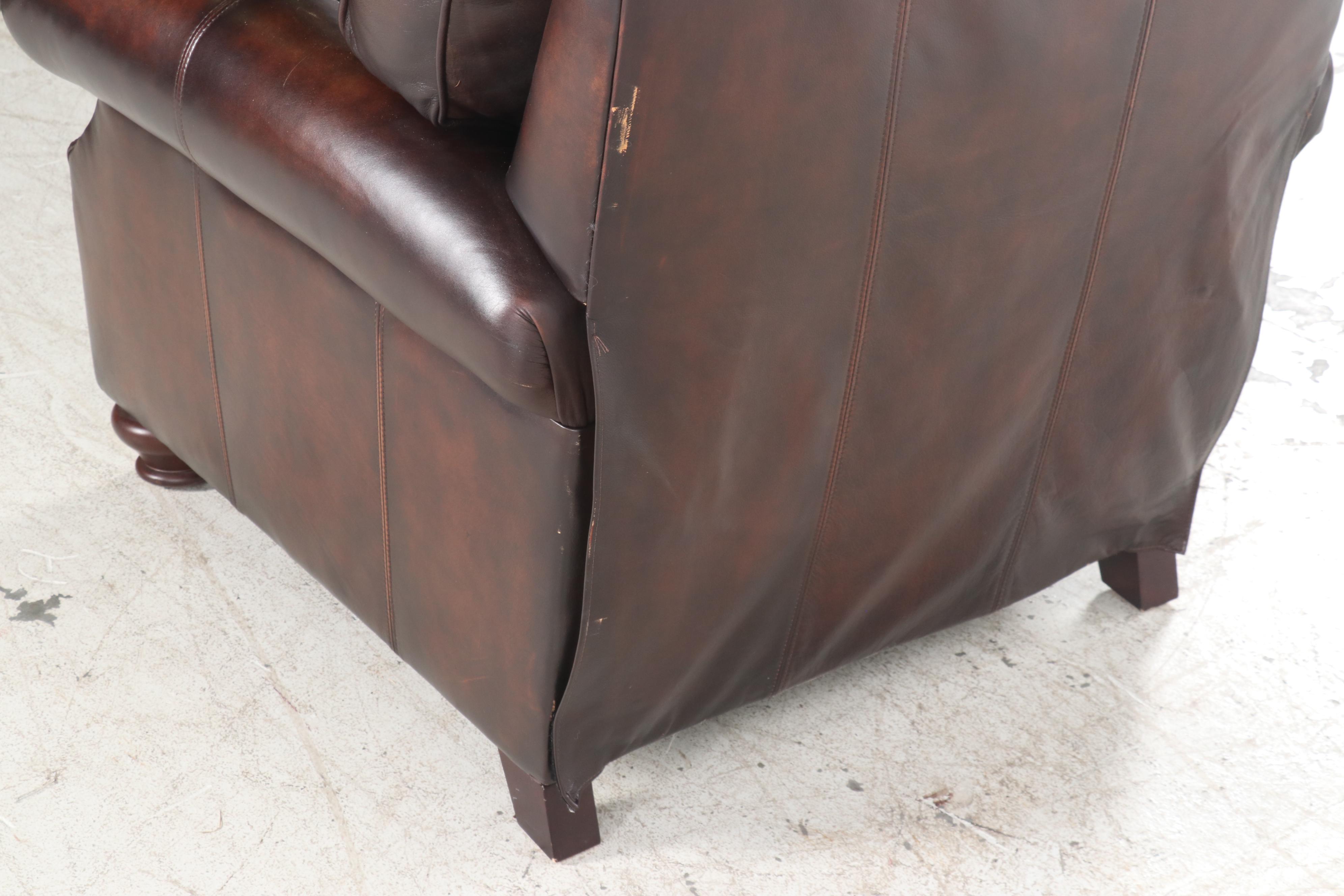 Contemporary Haverty's Leather Recliner