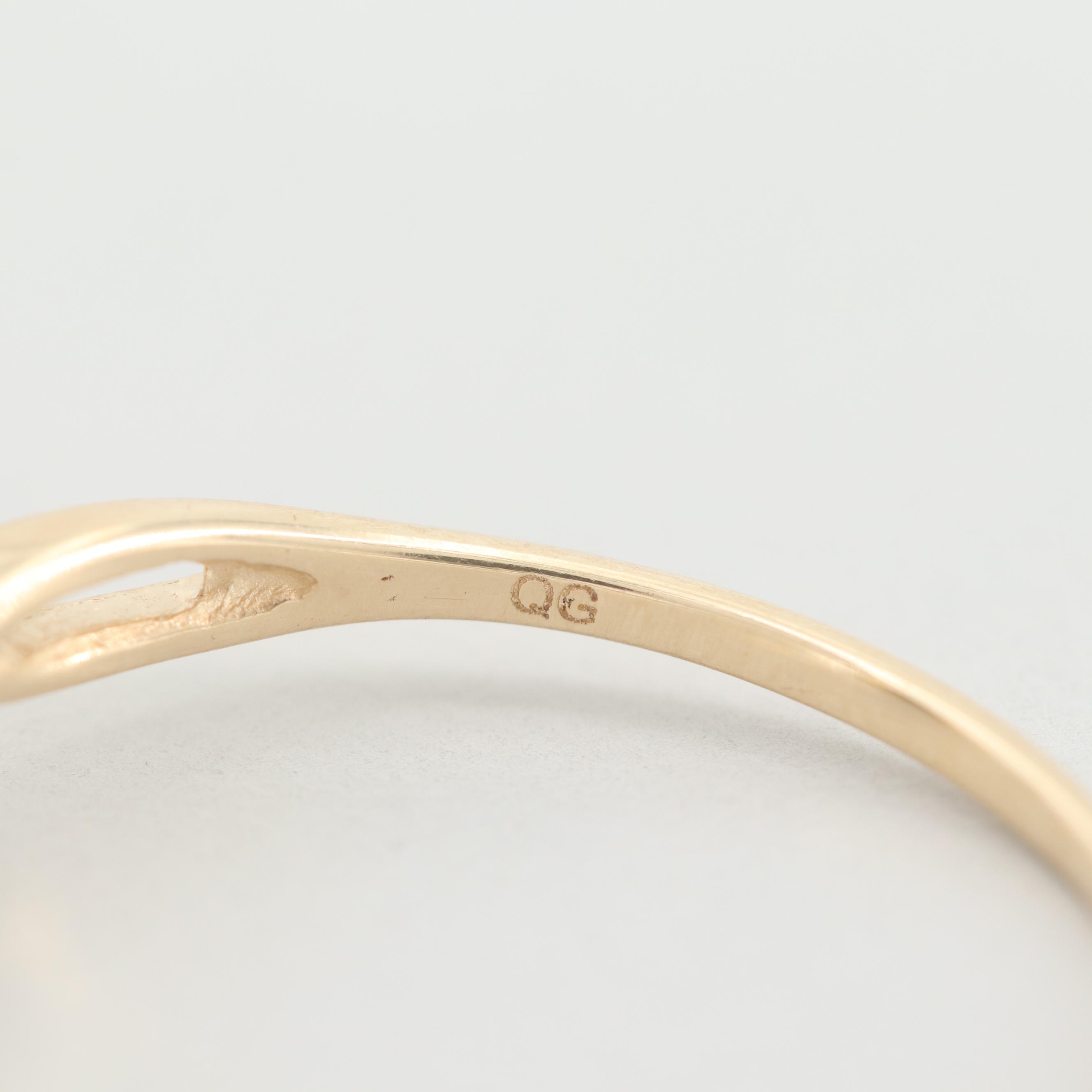 14K Yellow Gold Blue Sapphire Ring