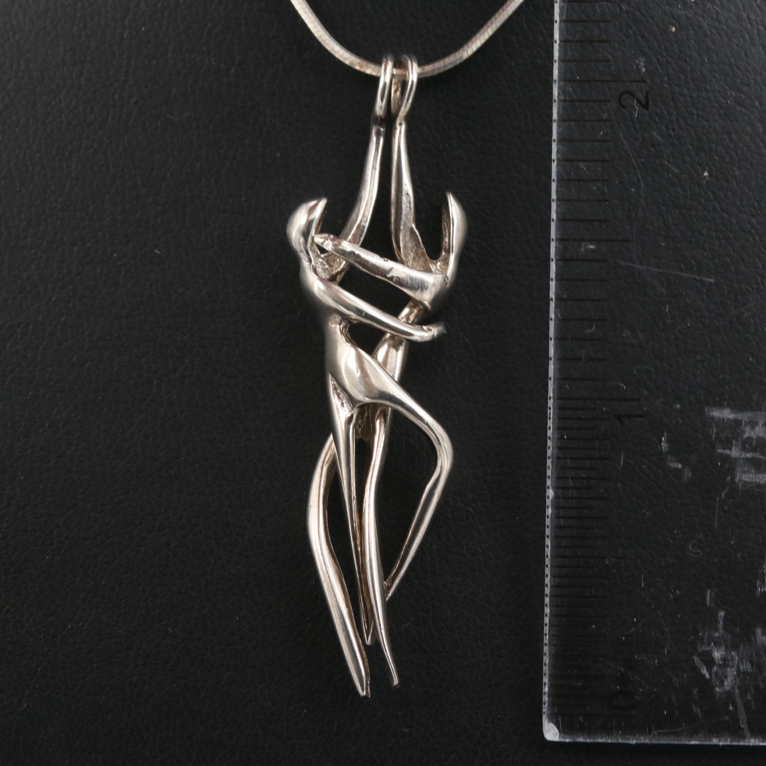 Sterling Silver Embracing Couple Pendant Neccklace
