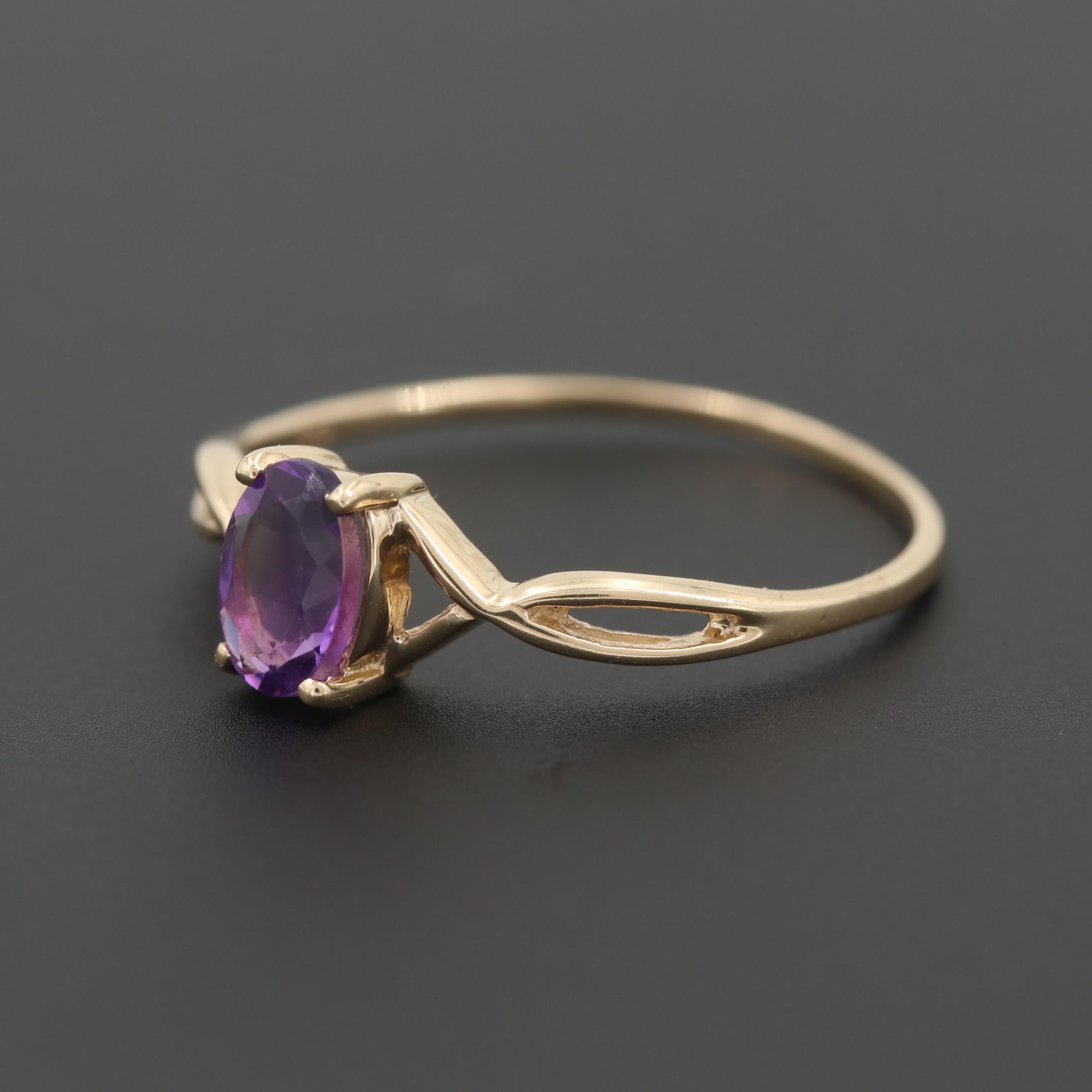 14K Yellow Gold Amethyst Ring