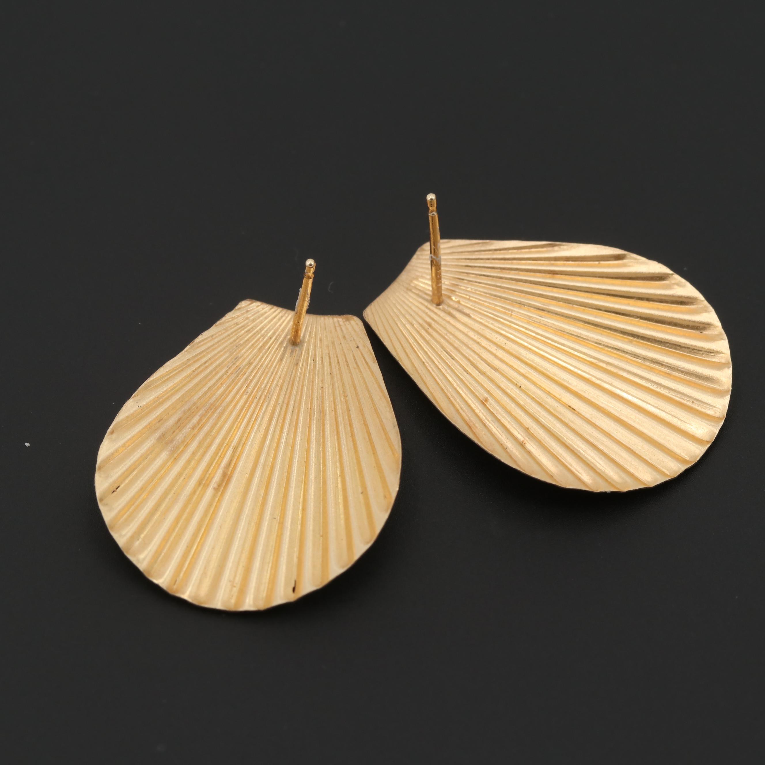 14K Tri-Color Gold Ribbed Drop Earrings