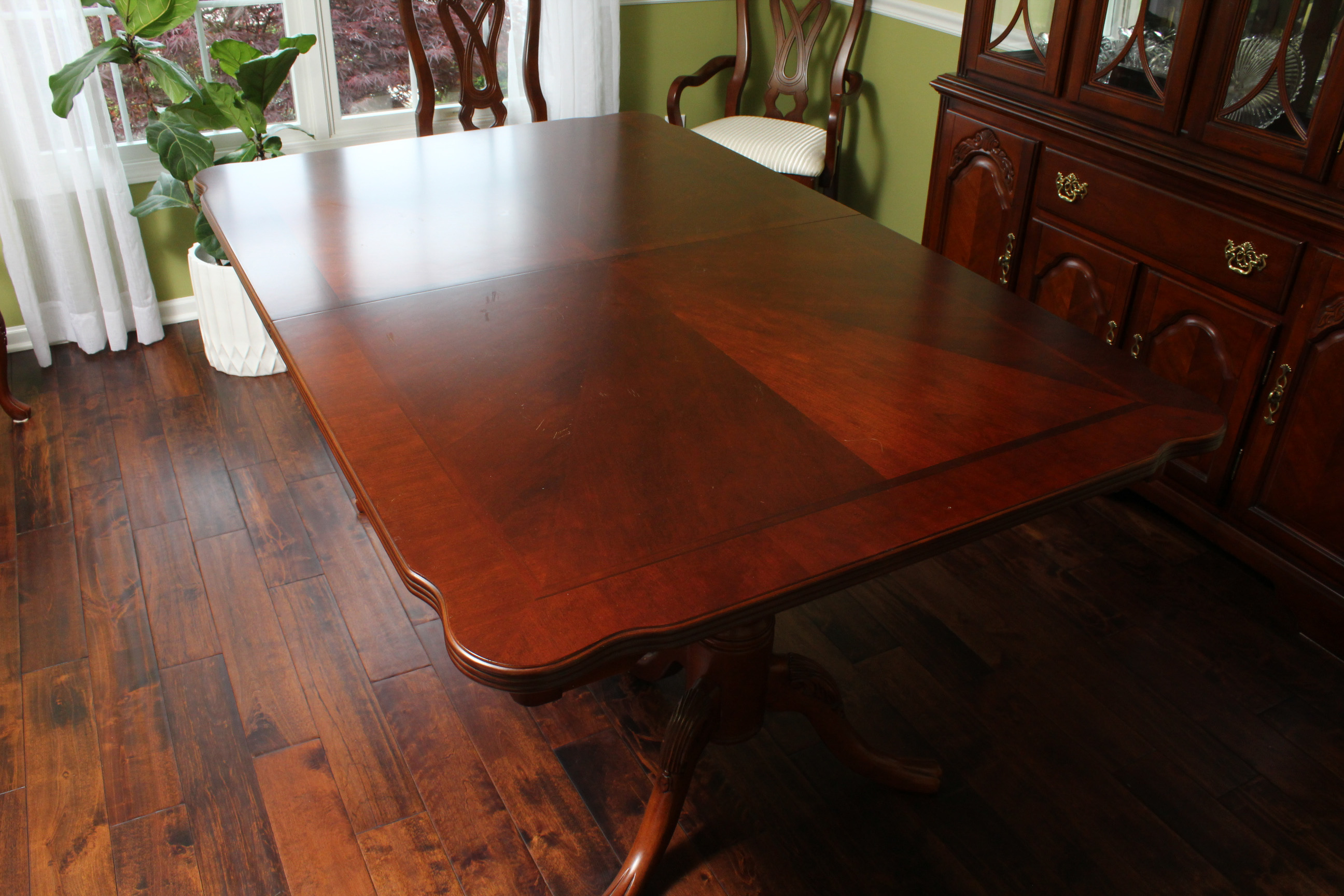 Contemporary Wood Veneer Dining Table