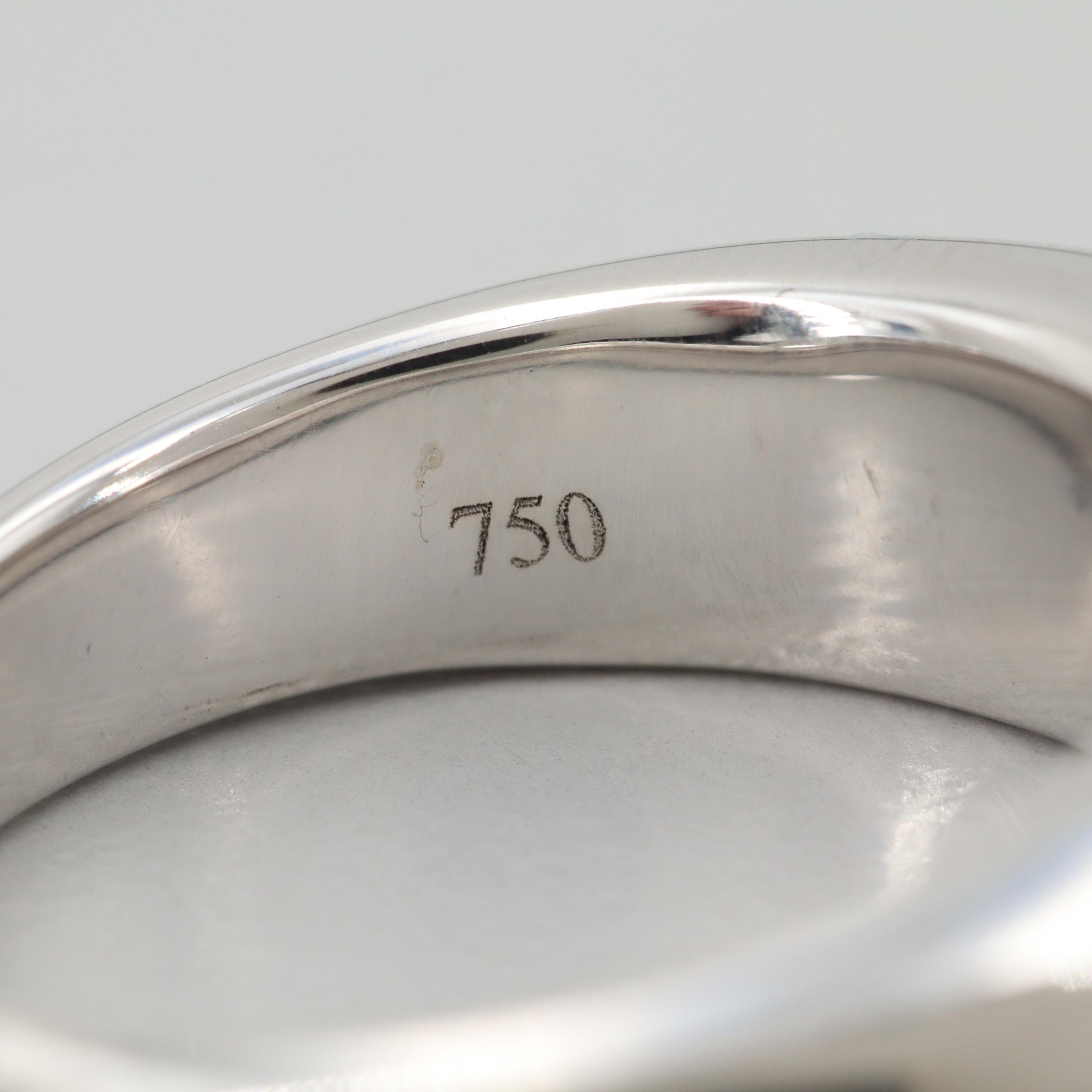 Movado 18K White Gold Diamond Ring Including Box and Case