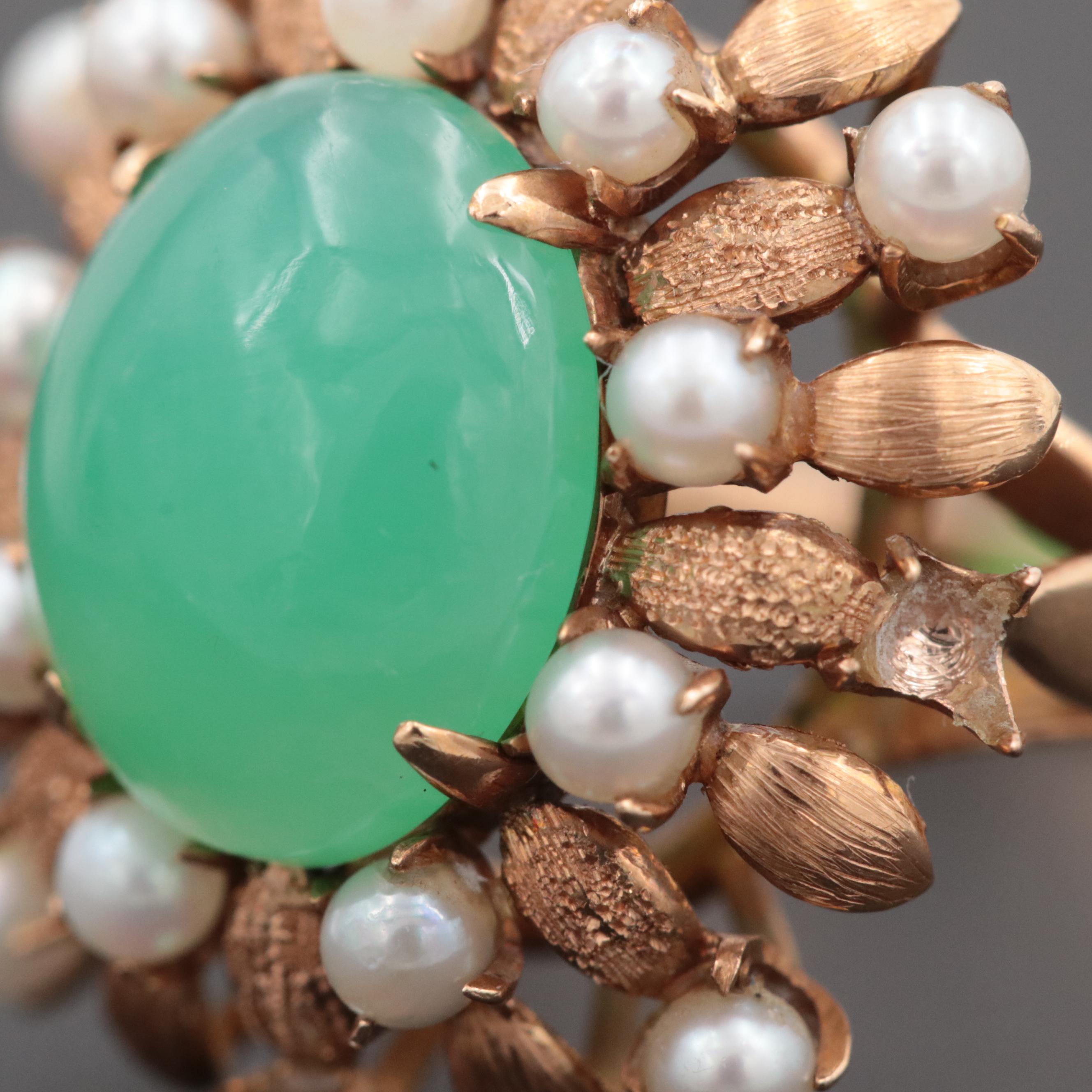 Retro Period 14K Yellow Gold Chalcedony and Cultured Pearl Ring