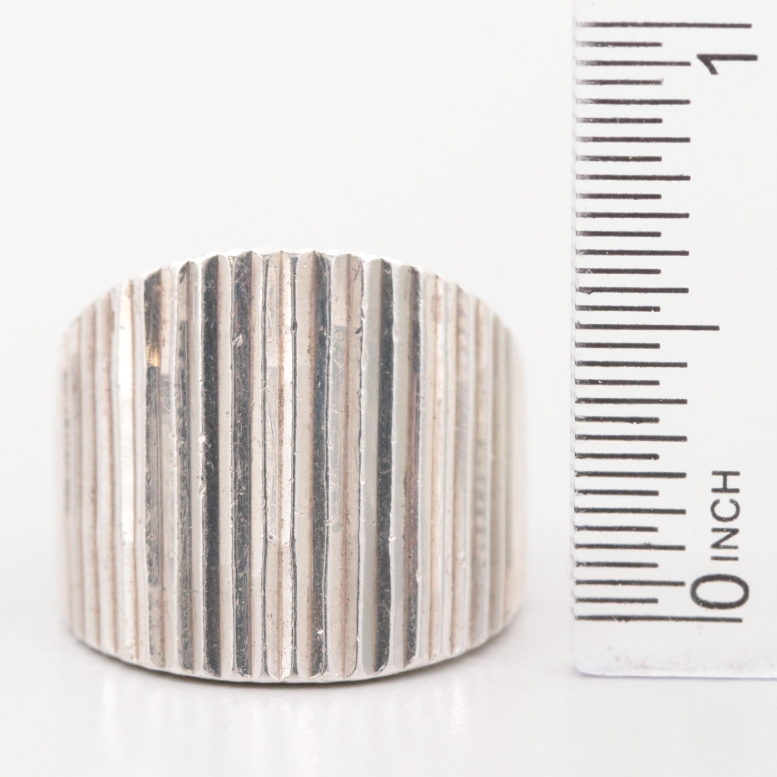 Mexican Sterling Silver Fluted Ring