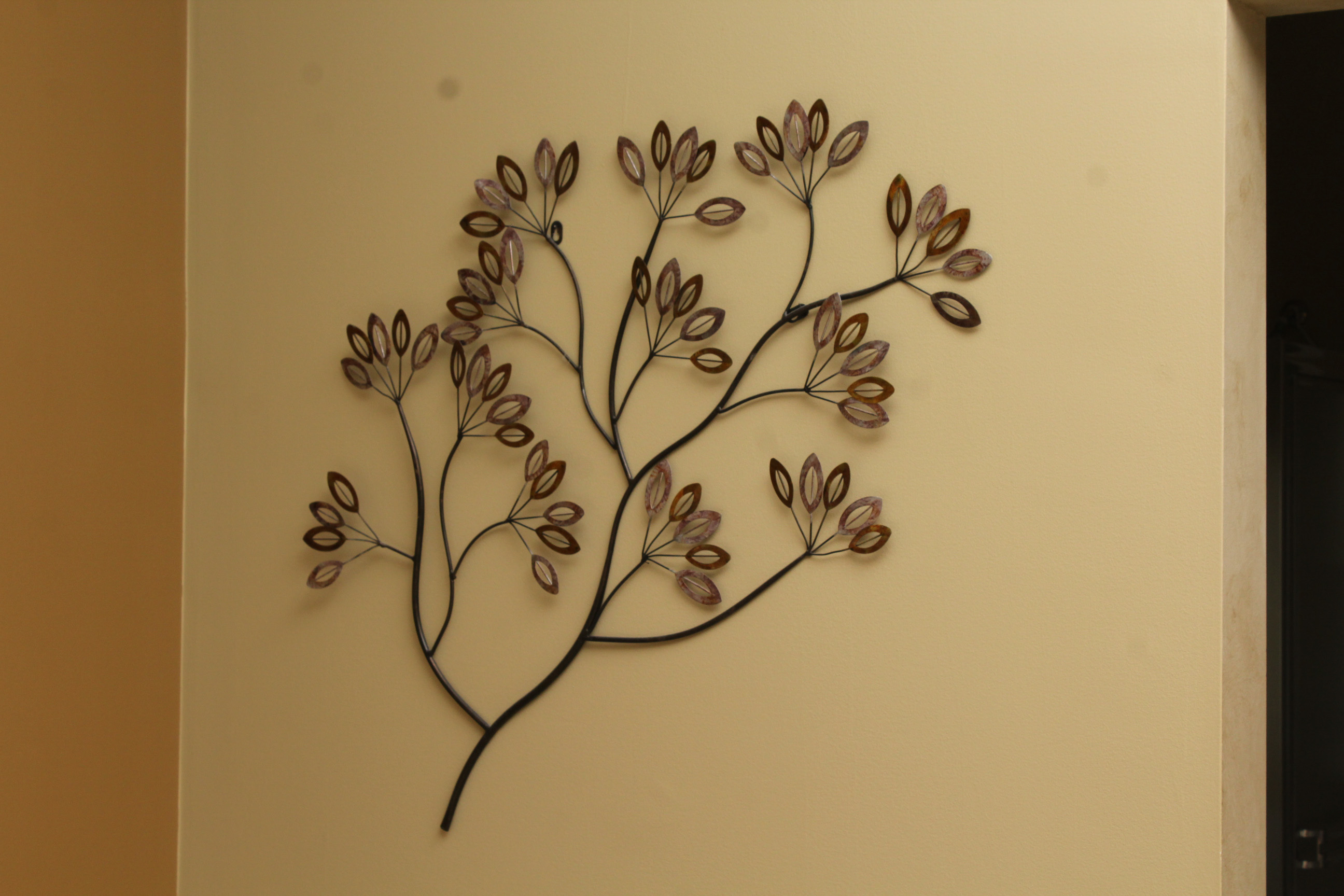 Floral and Foliate Themed Wall Art