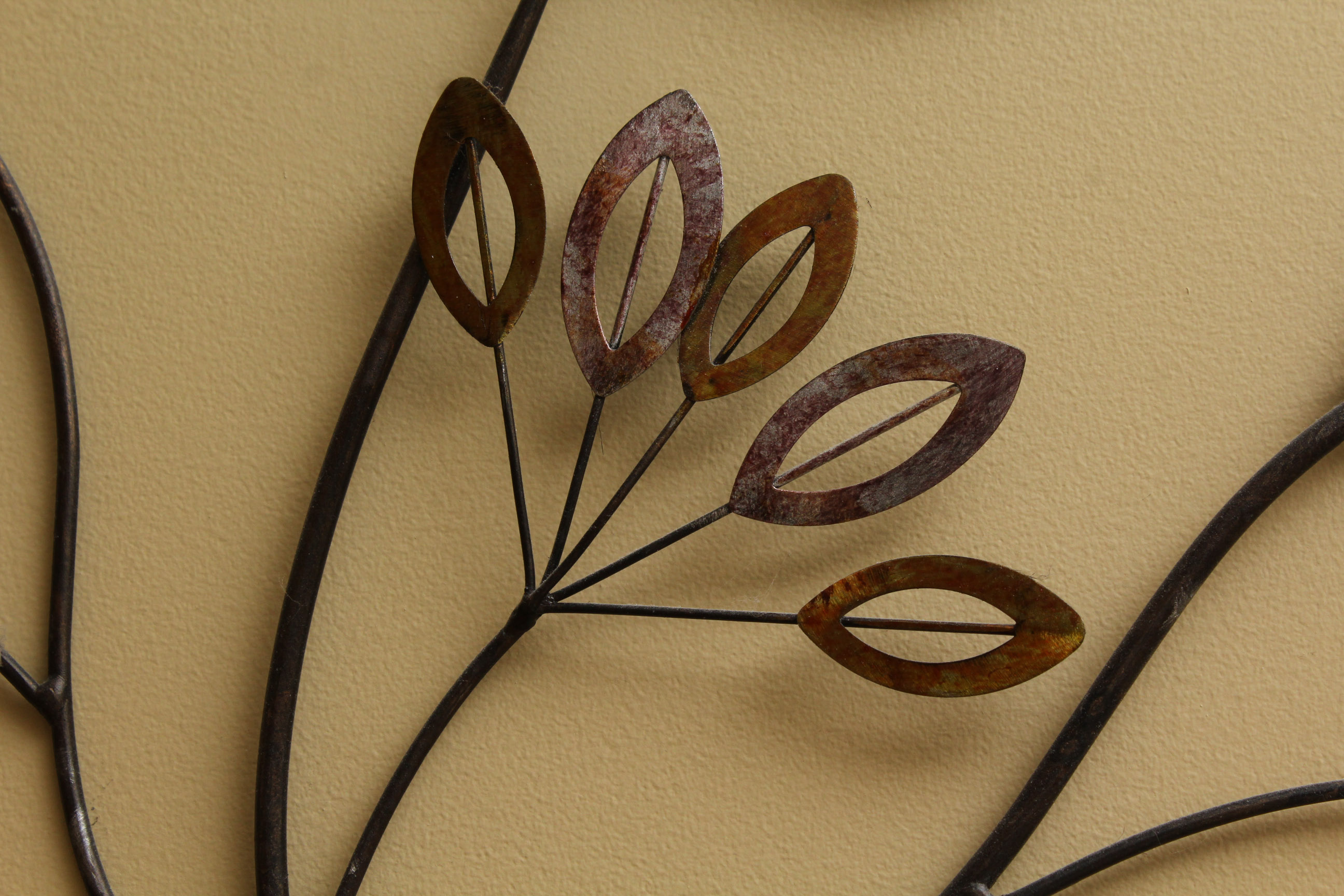 Floral and Foliate Themed Wall Art