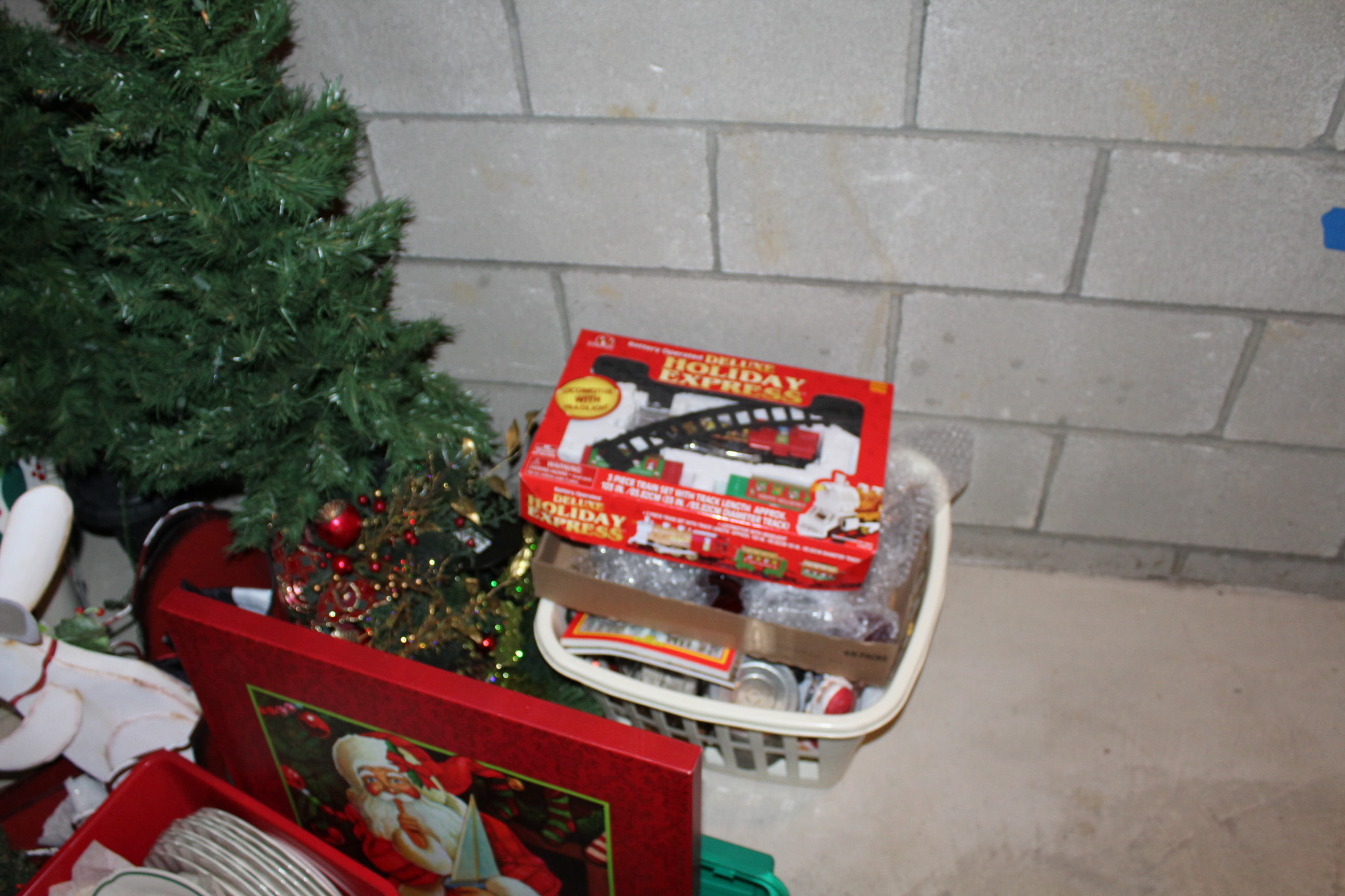 Christmas Holiday Decor