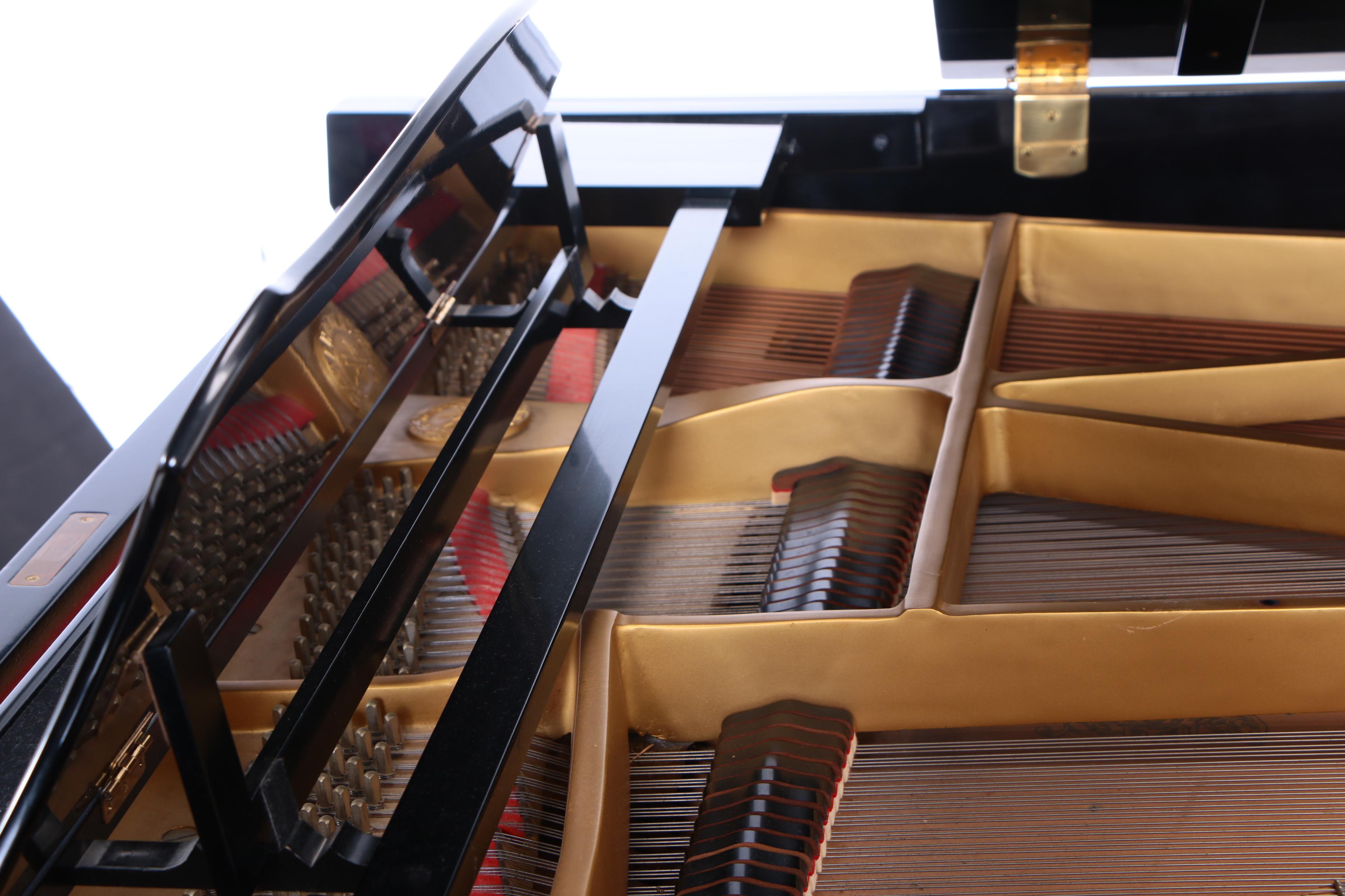 Yamaha C7 Nippon Gakki Concert Grand Piano, 1971