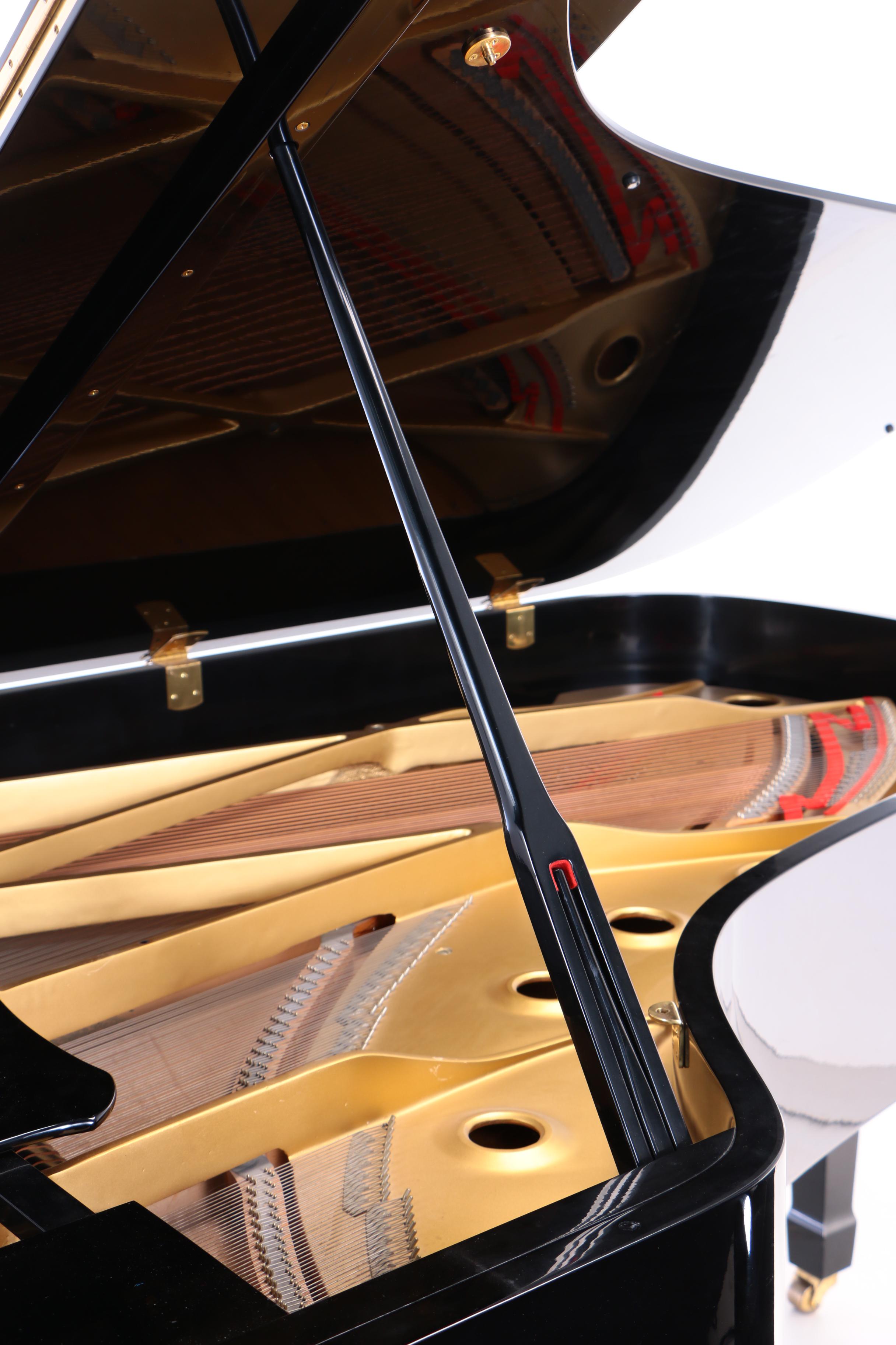 Yamaha C7 Nippon Gakki Concert Grand Piano, 1971