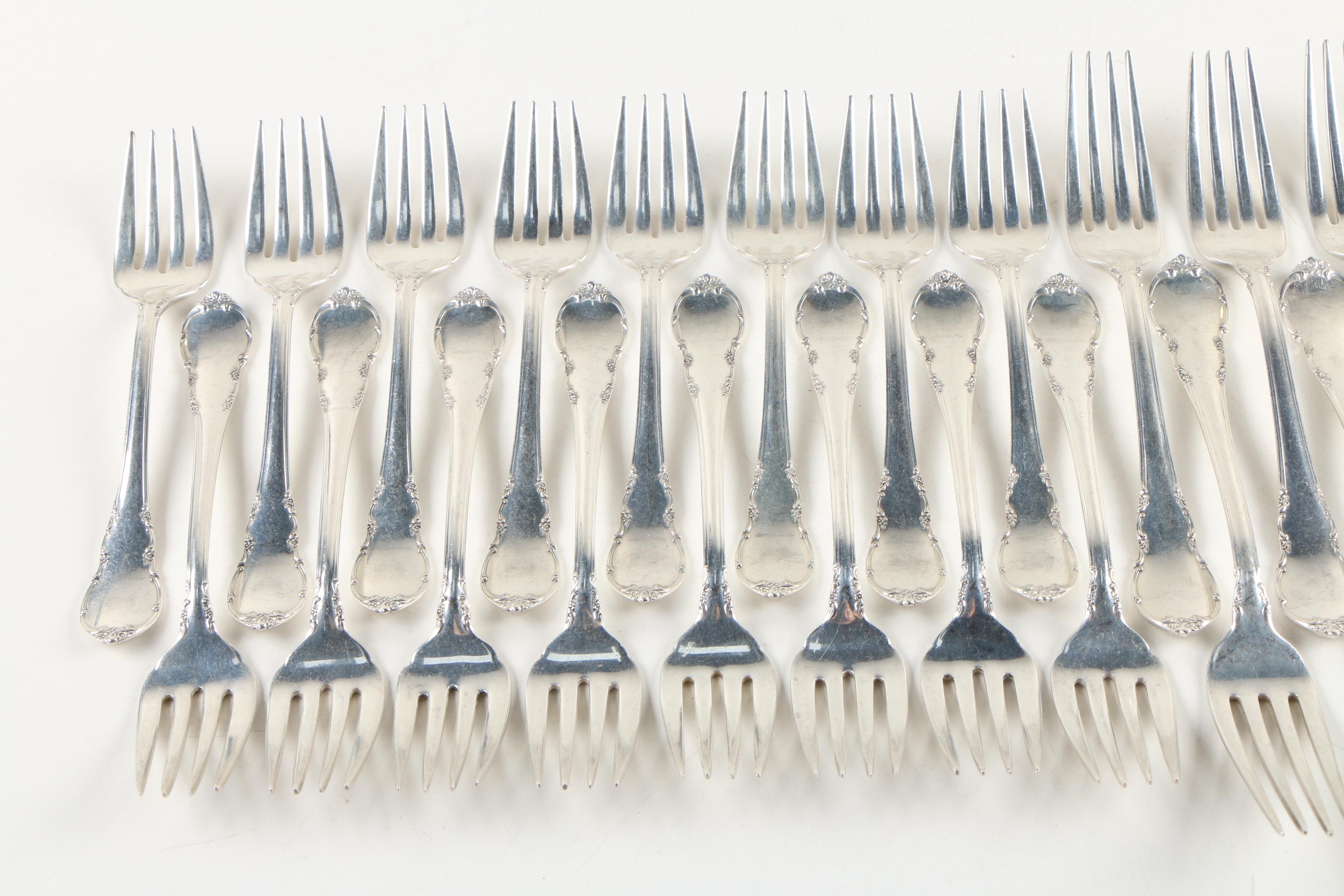 Lunt "Modern Victorian" Sterling Silver Flatware, Mid-Century