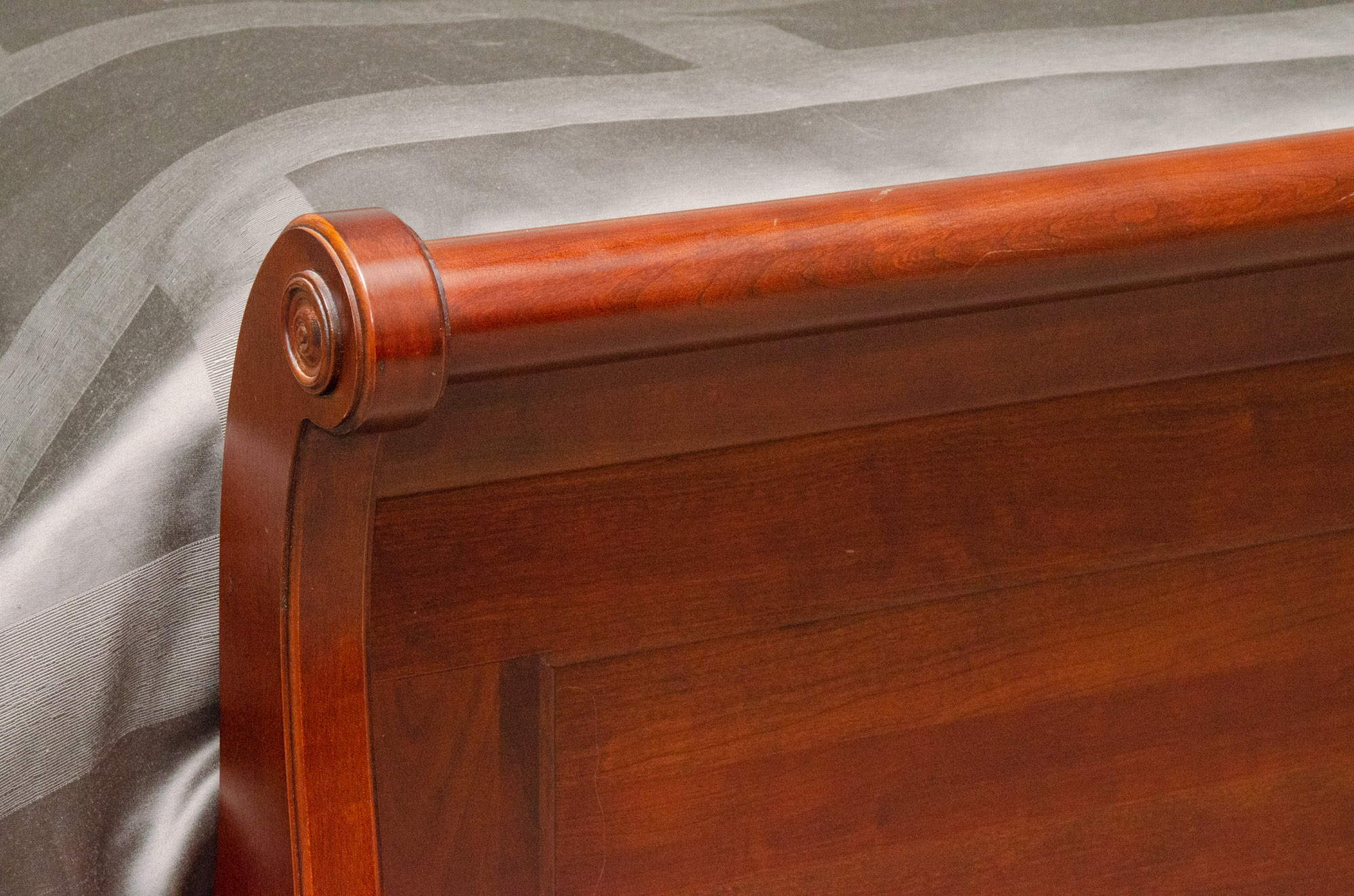 Contemporary Cherry King Size Sleigh Bed Frame