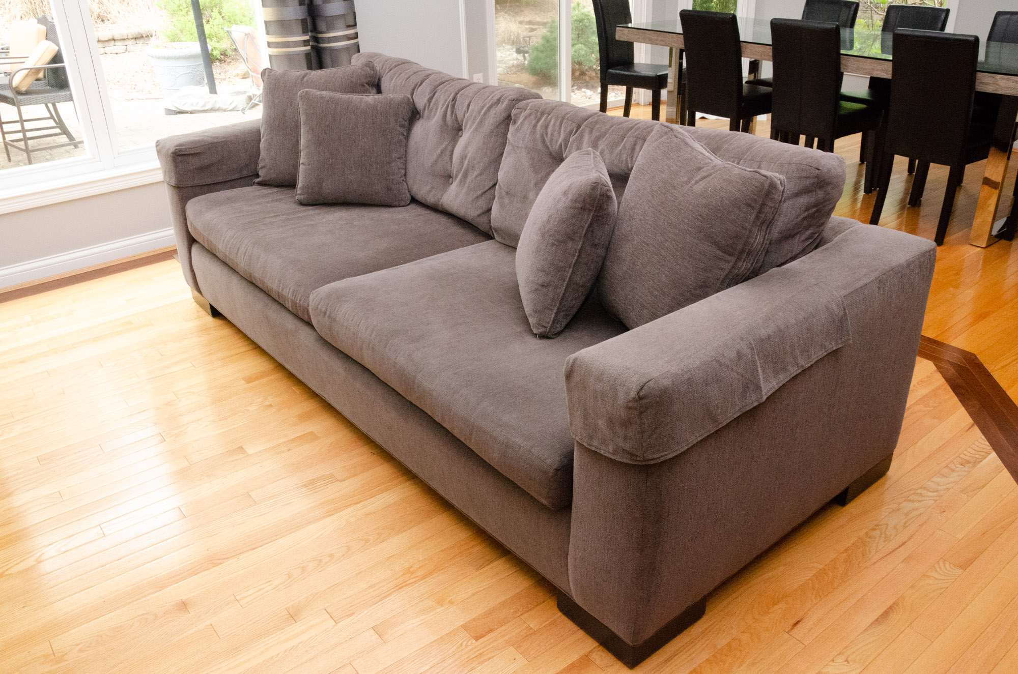 Modern Chenille Upholstered Sofa with Decorative Pillows