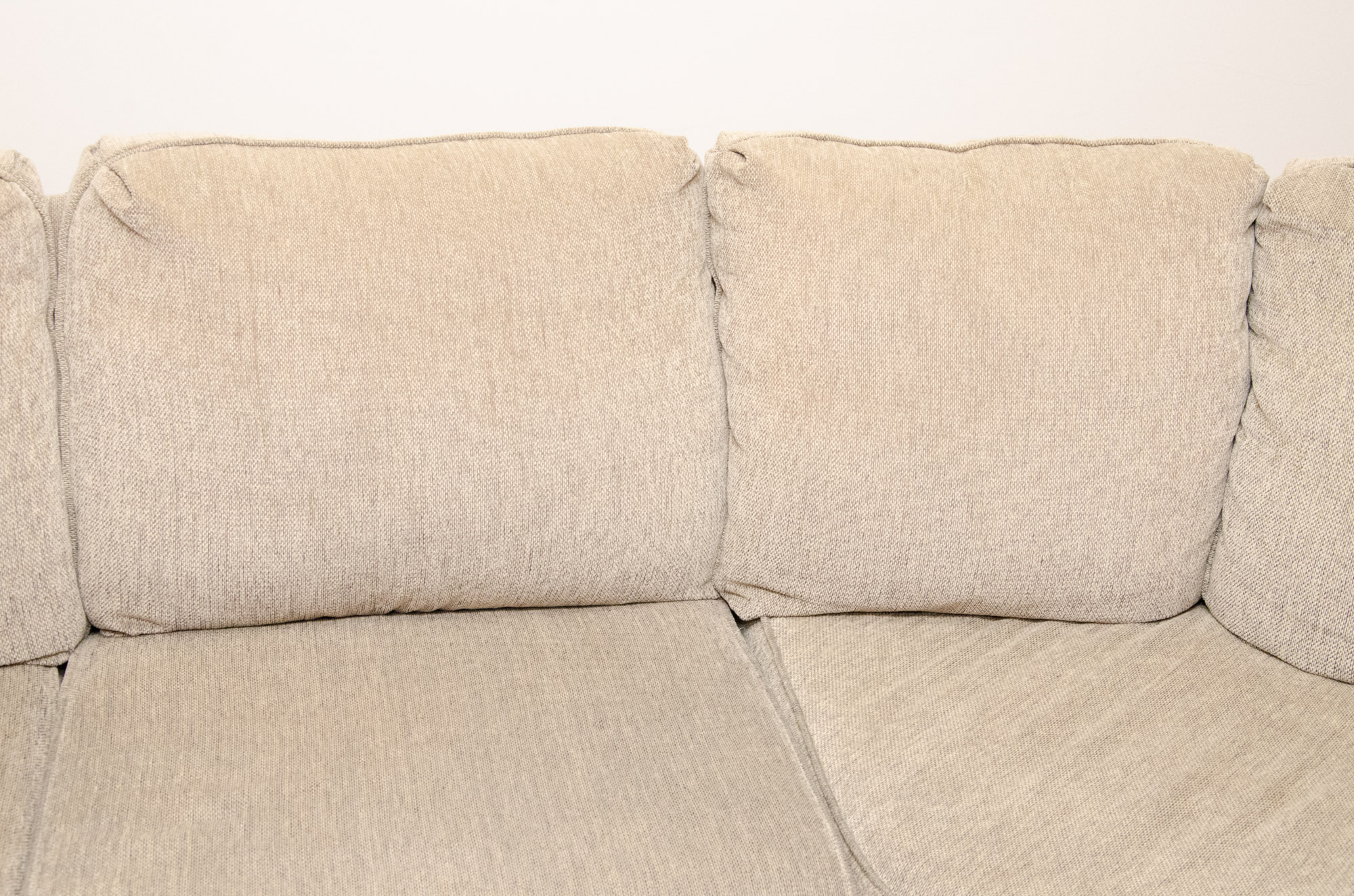 Contemporary Thomasville Upholstered Tweed Sectional Sofa