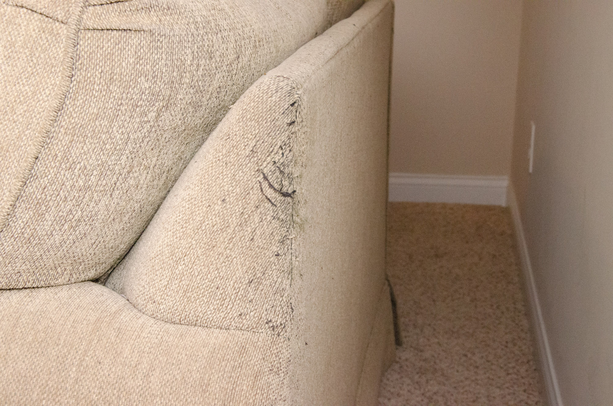 Contemporary Thomasville Upholstered Tweed Sectional Sofa