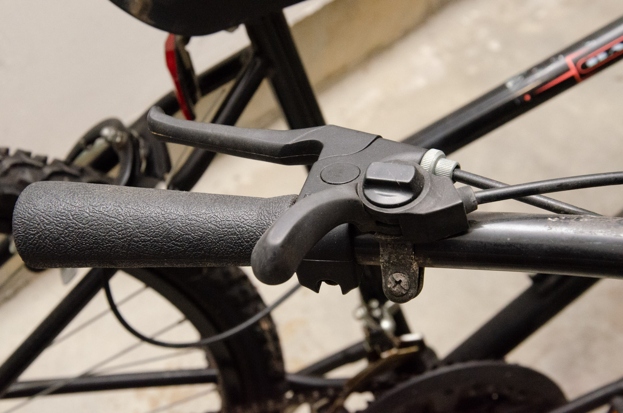 Huffy Back Water 18 Speed Men's and Women's Mountain Bikes