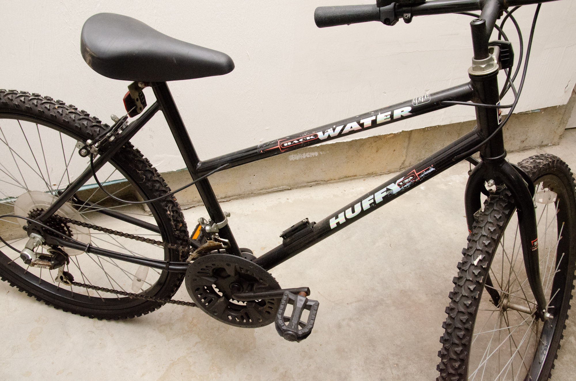 Huffy Back Water 18 Speed Men's and Women's Mountain Bikes