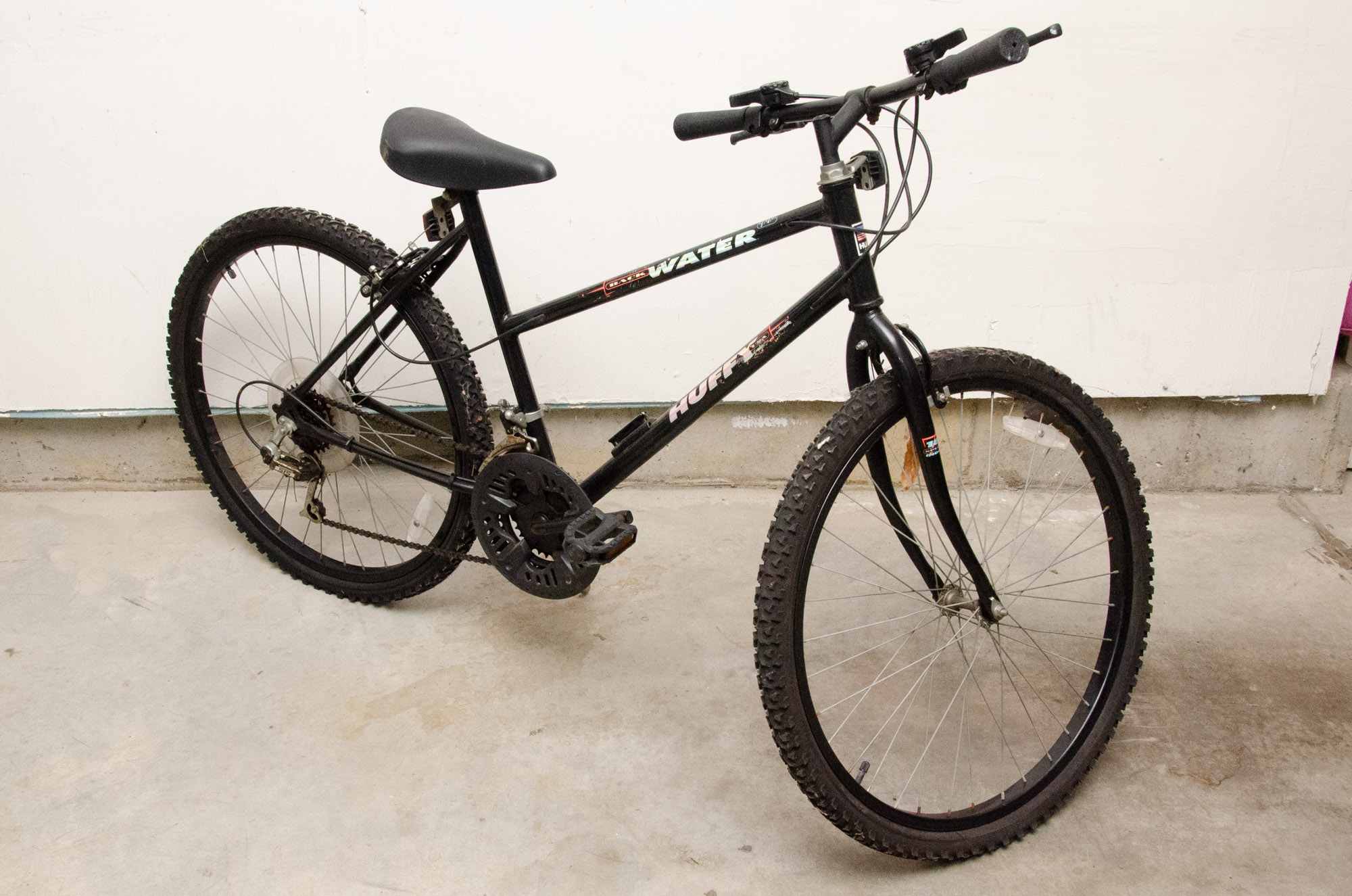 Huffy Back Water 18 Speed Men's and Women's Mountain Bikes