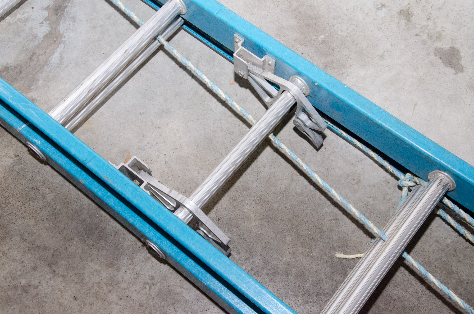 Werner 28' Aluminium Extension Ladder