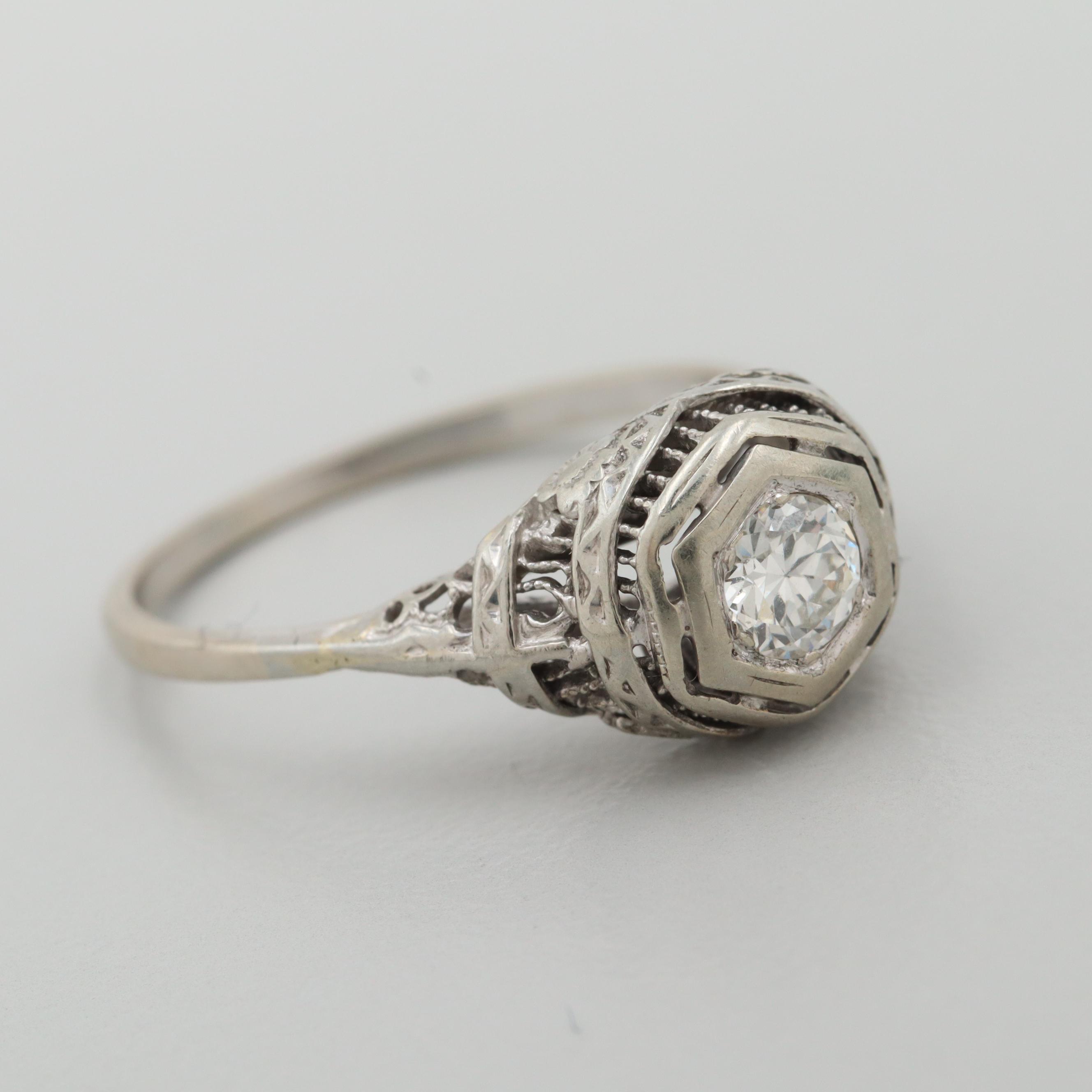 Vintage 14K White Gold Diamond Ring