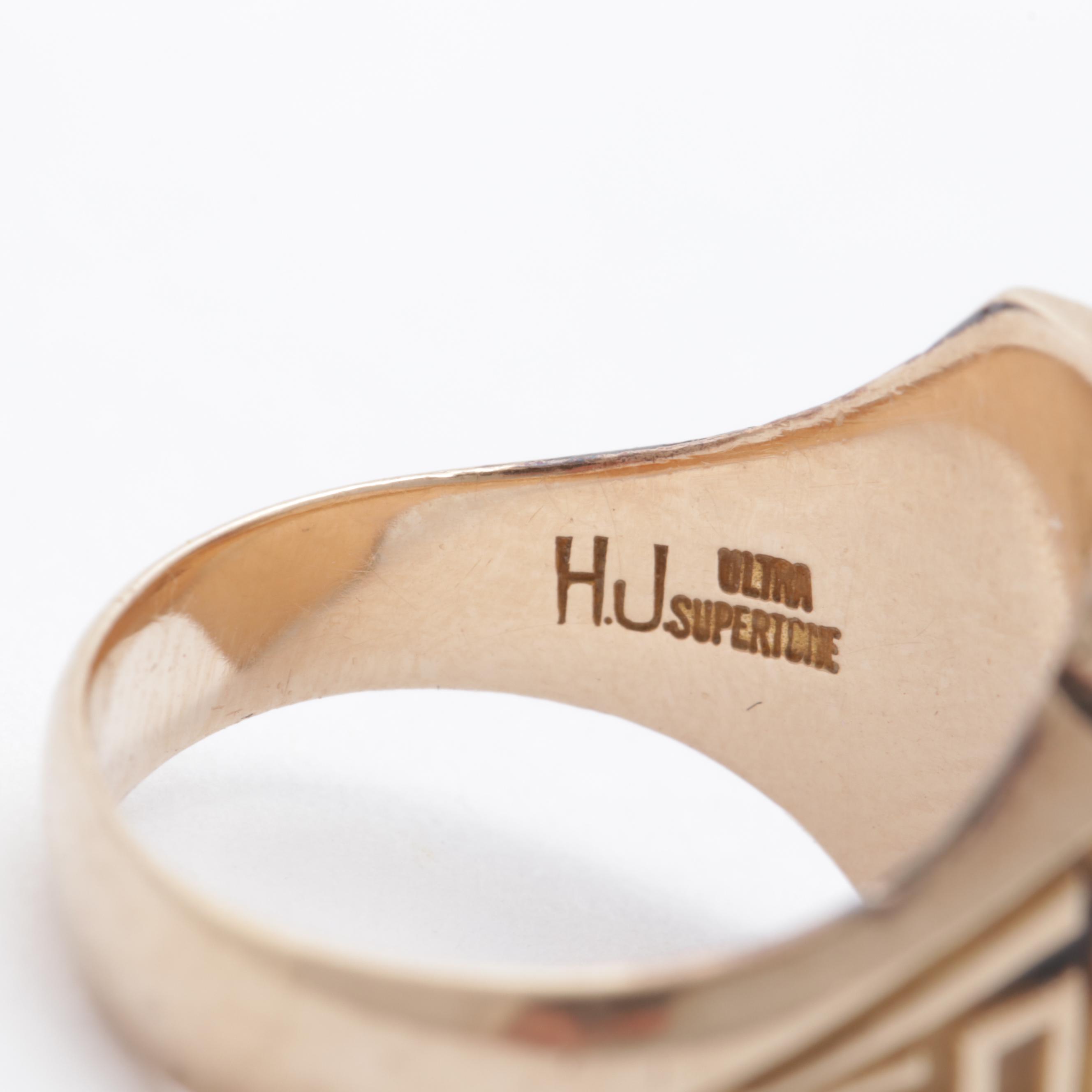 10K Yellow Gold Class Ring