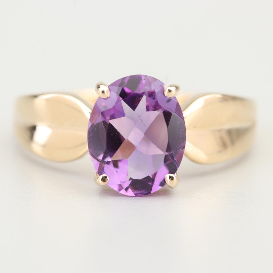 14K Yellow Gold 2.00 CT Amethyst Ring