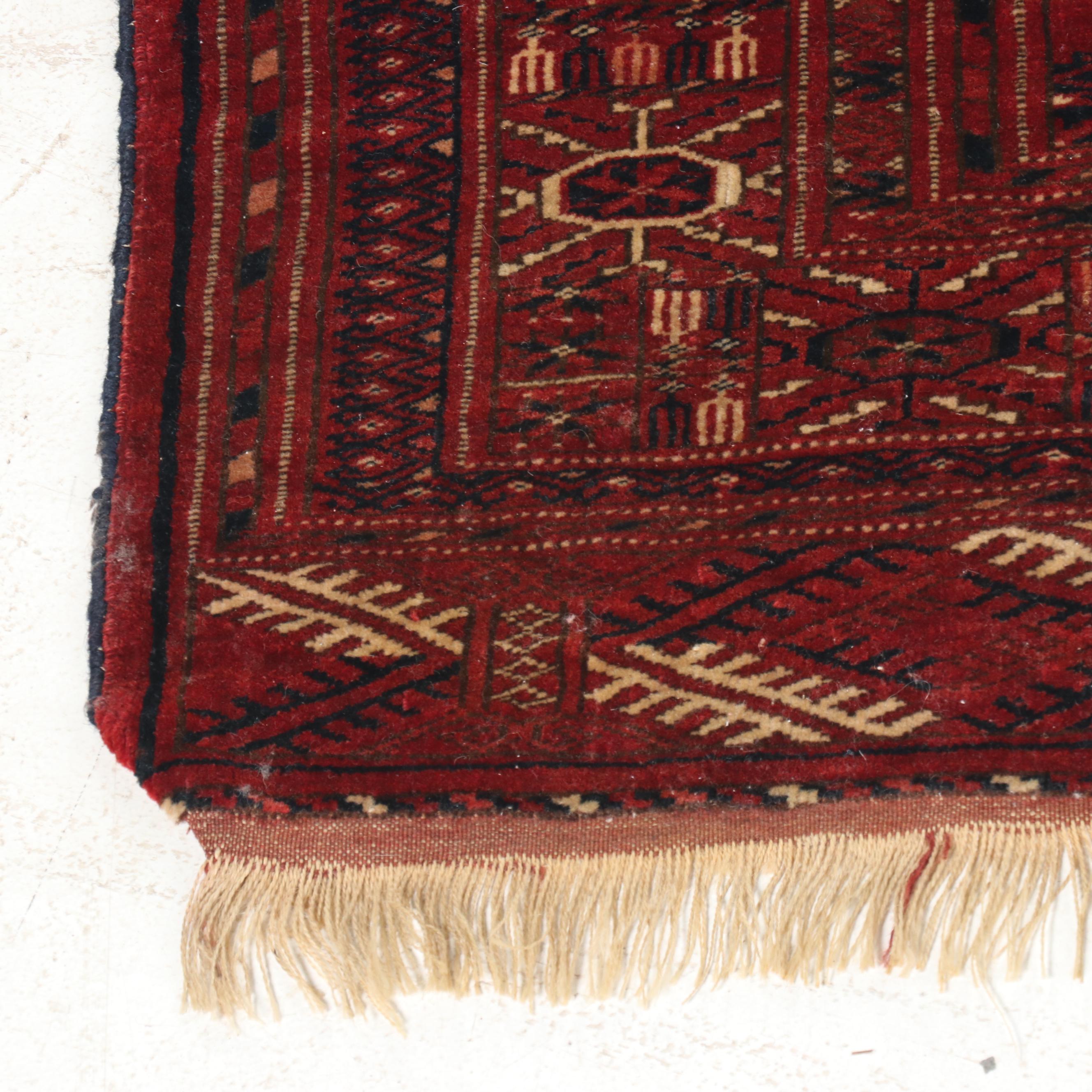 Hand-Knotted Tekke Bokhara Wool Rug