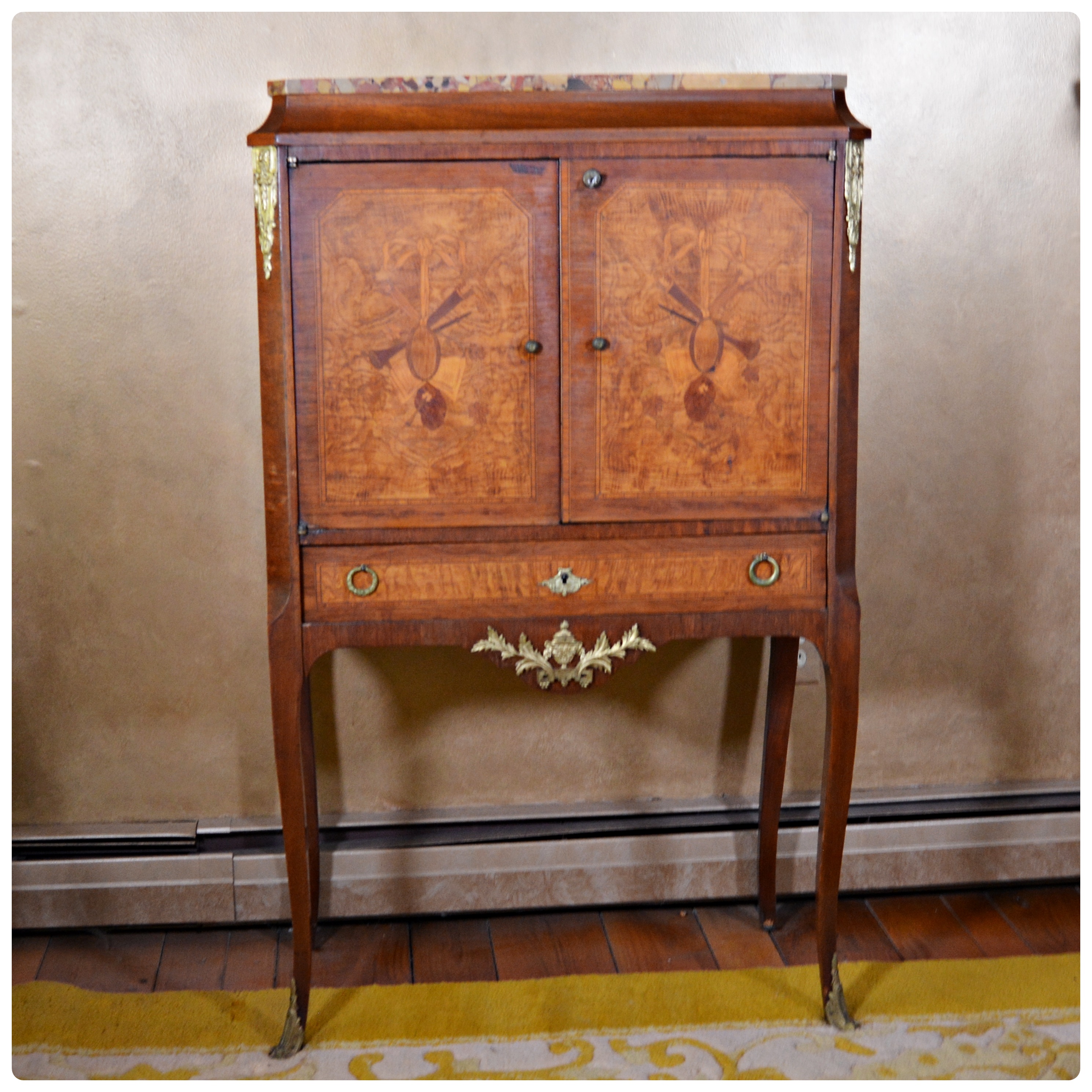 Louis XV Style Marquetry and Gilt Metal Mounted Cabinet, 20th Century