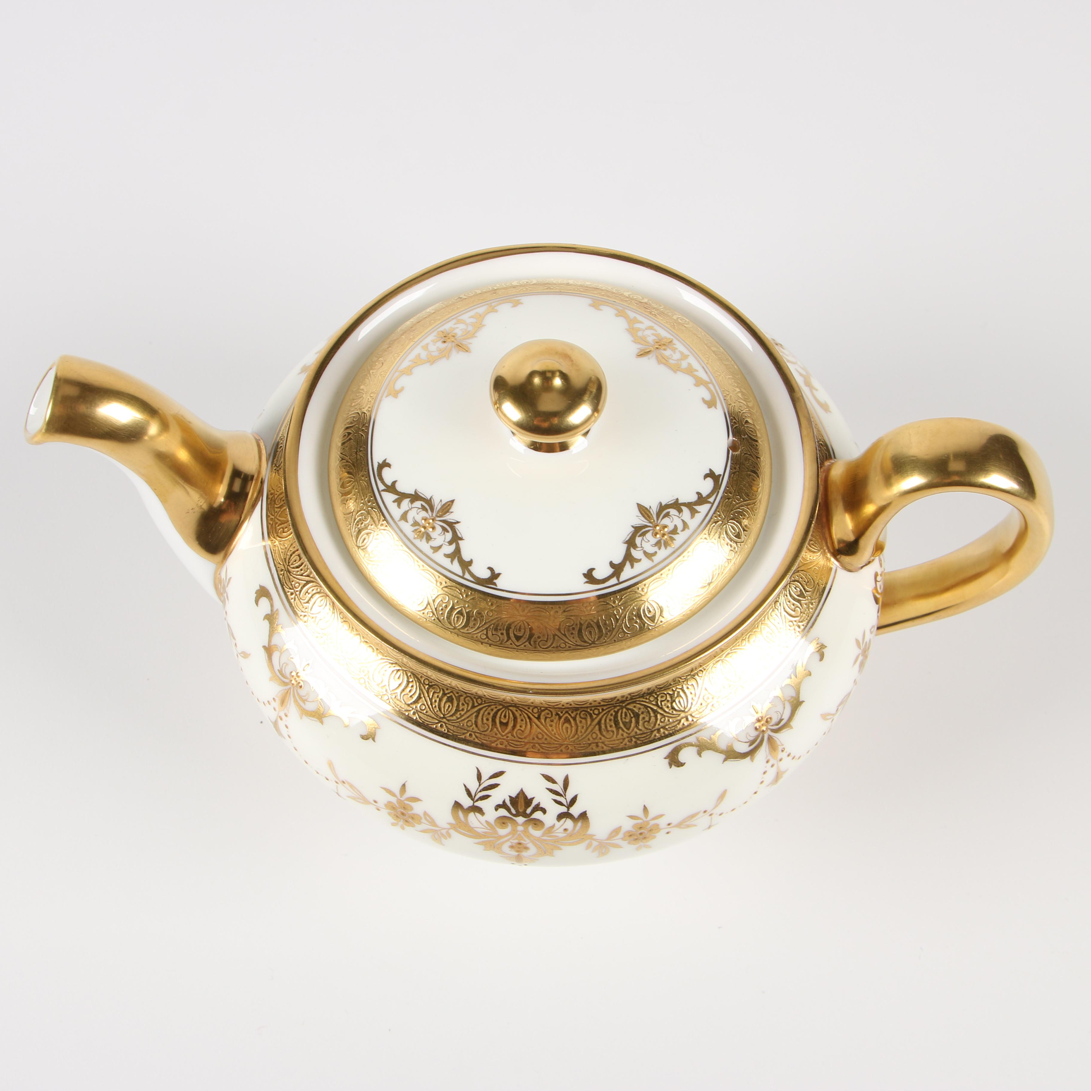 Minton "Riverton" Bone China Tea and Demitasse Service for Twelve