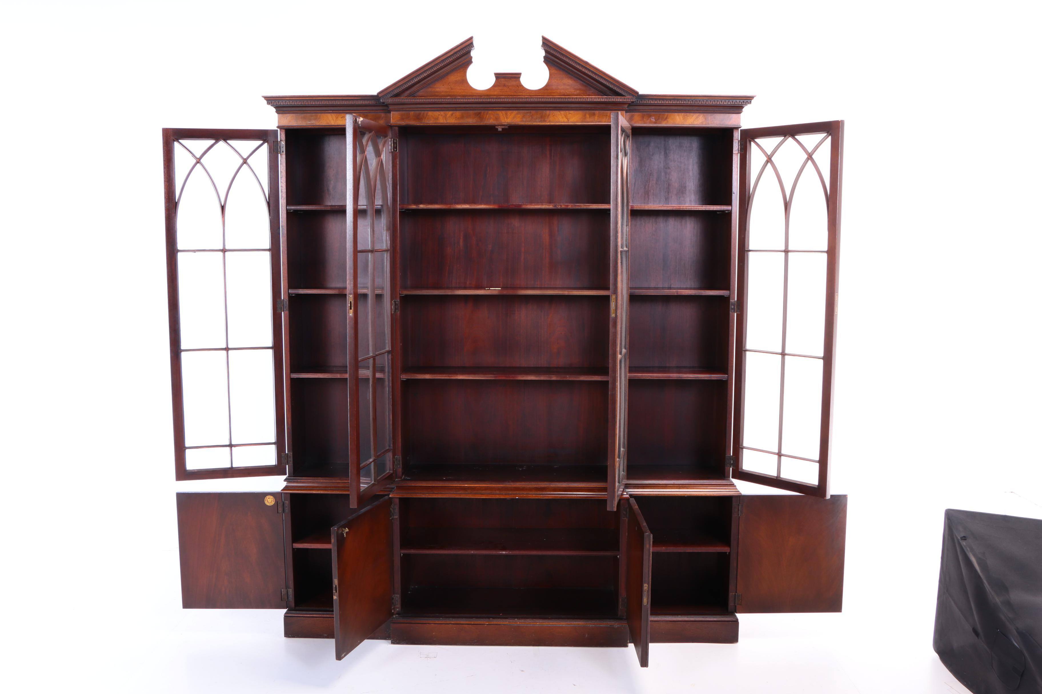 Baker Furniture, Federal Style Mahogany Breakfront China Cabinet, 20th Century
