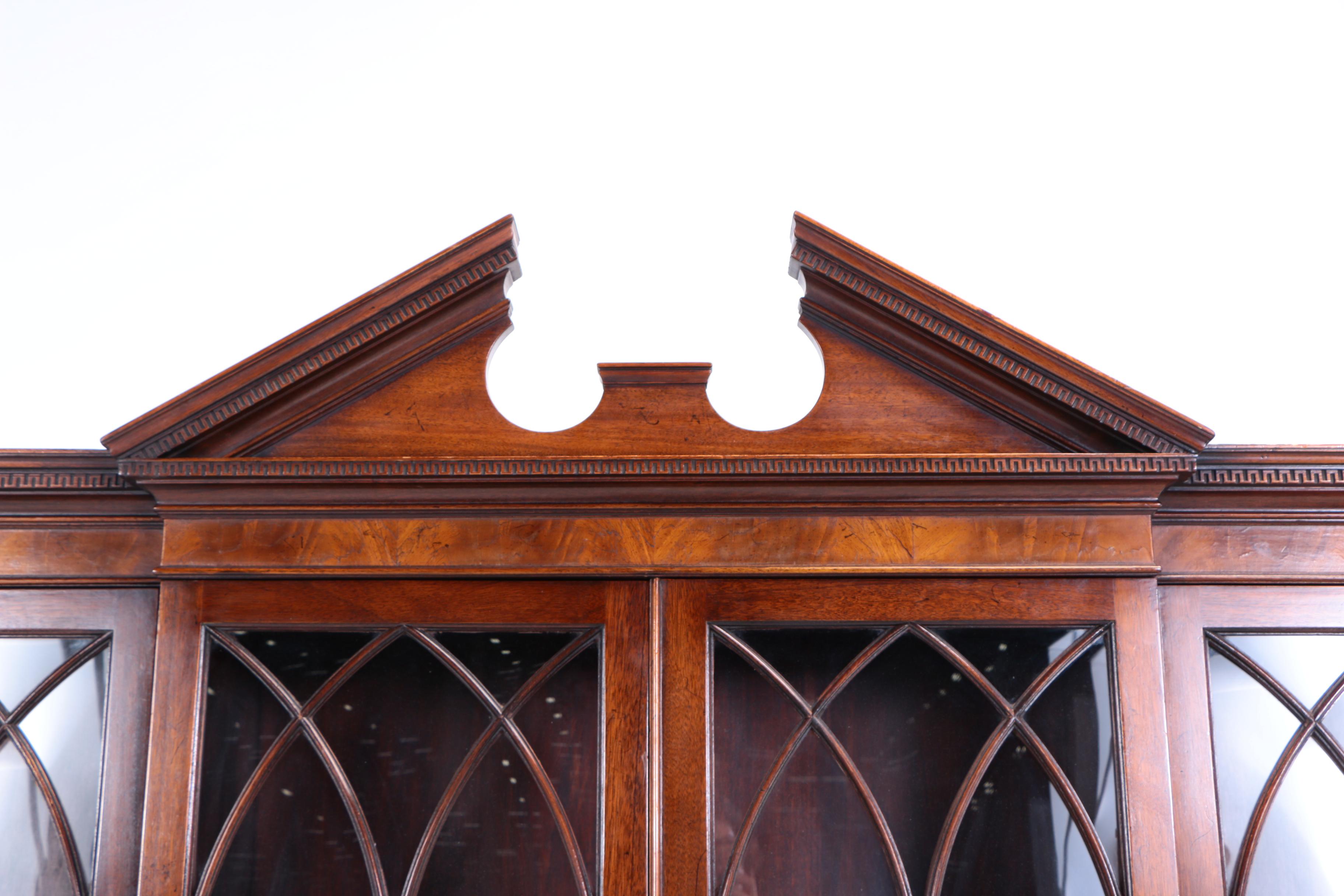 Baker Furniture, Federal Style Mahogany Breakfront China Cabinet, 20th Century