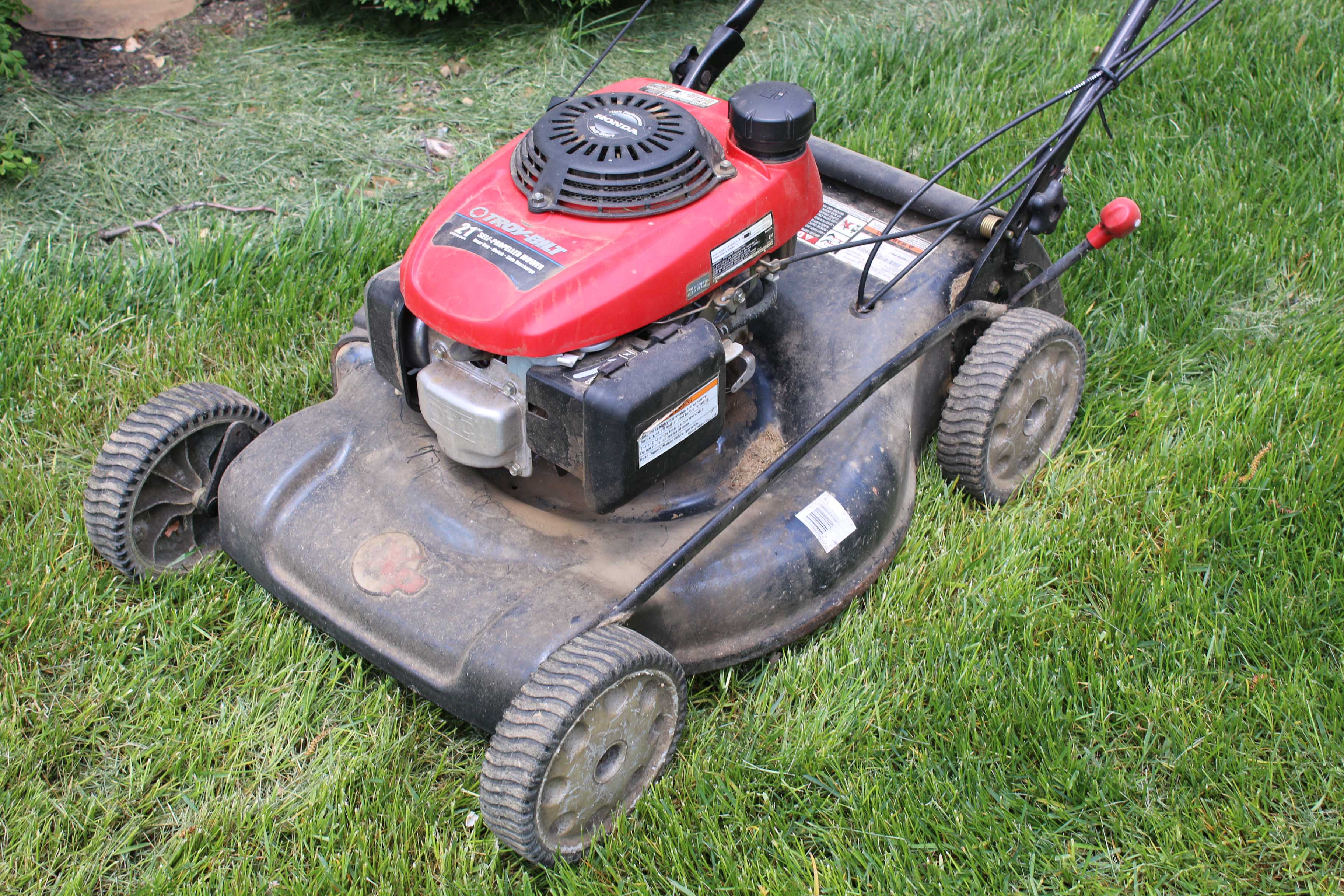 Troy-Bilt 21-Inch Self Propelled Lawn Mower