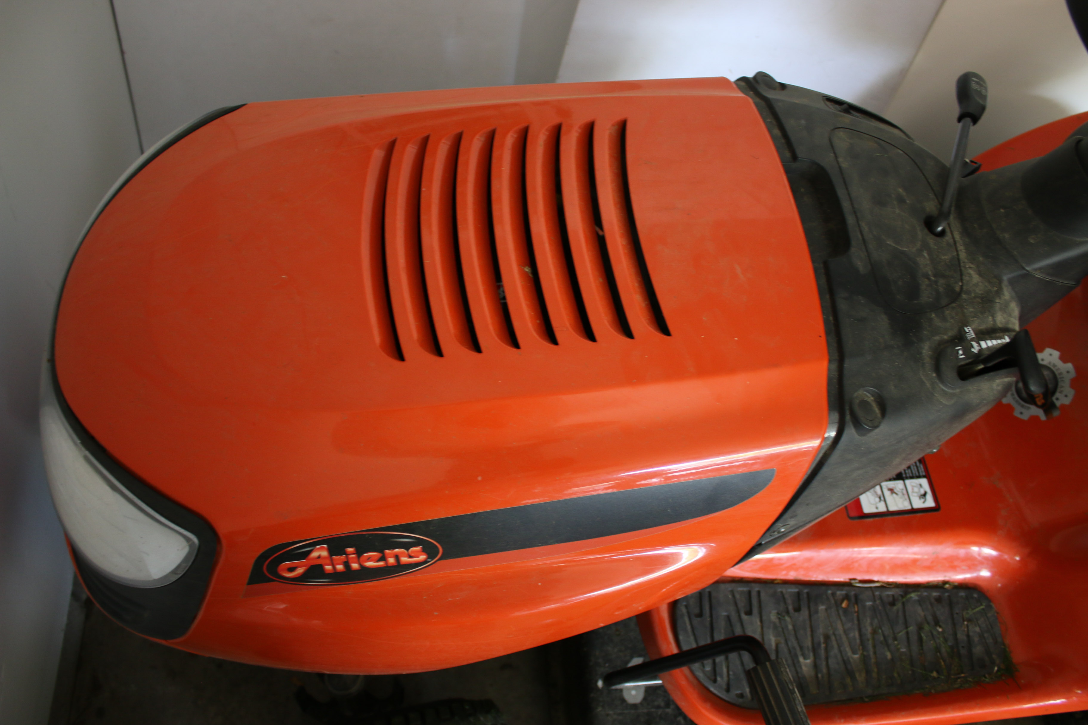 Ariens 42-Inch Riding Lawmower