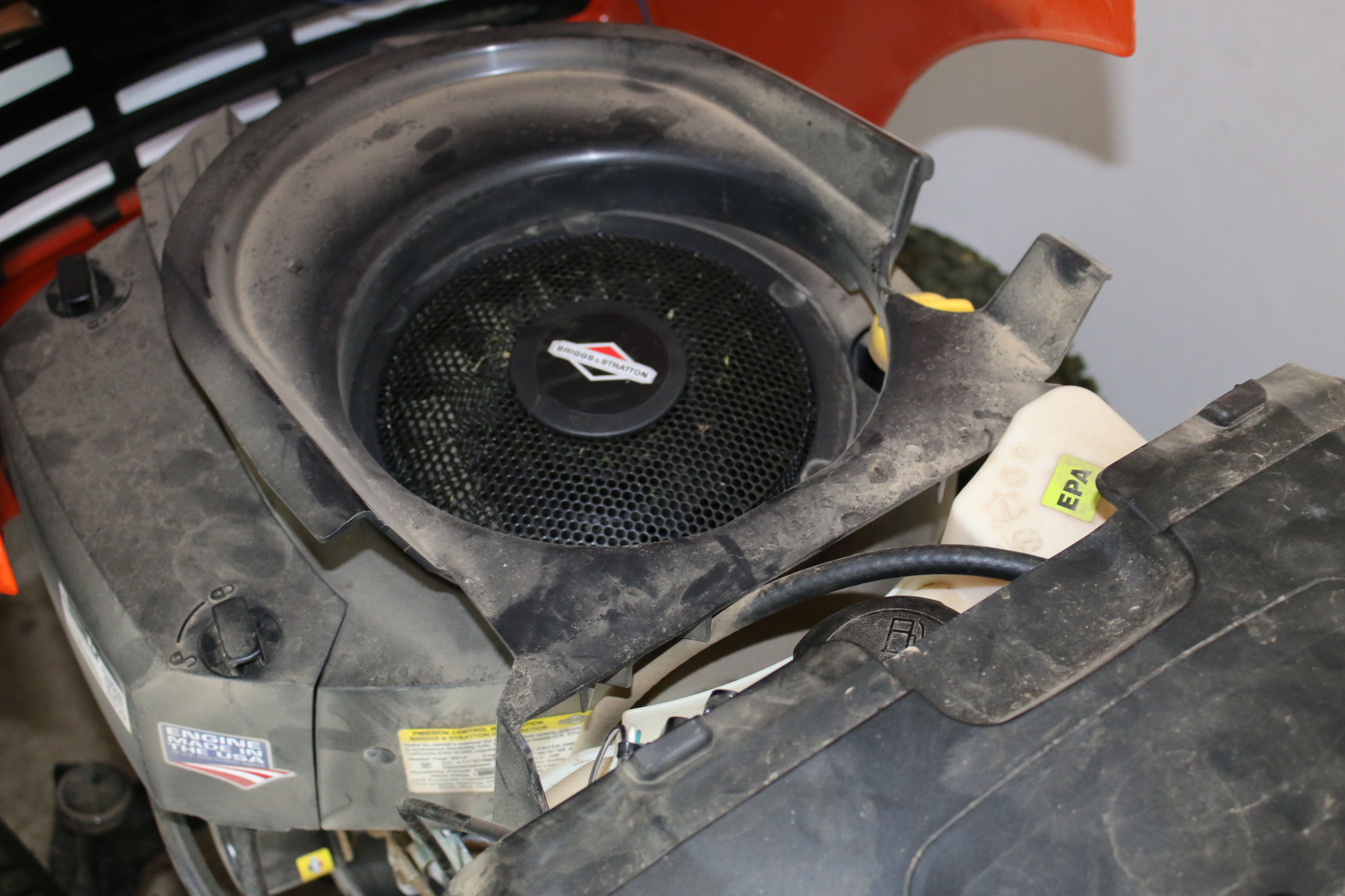 Ariens 42-Inch Riding Lawmower